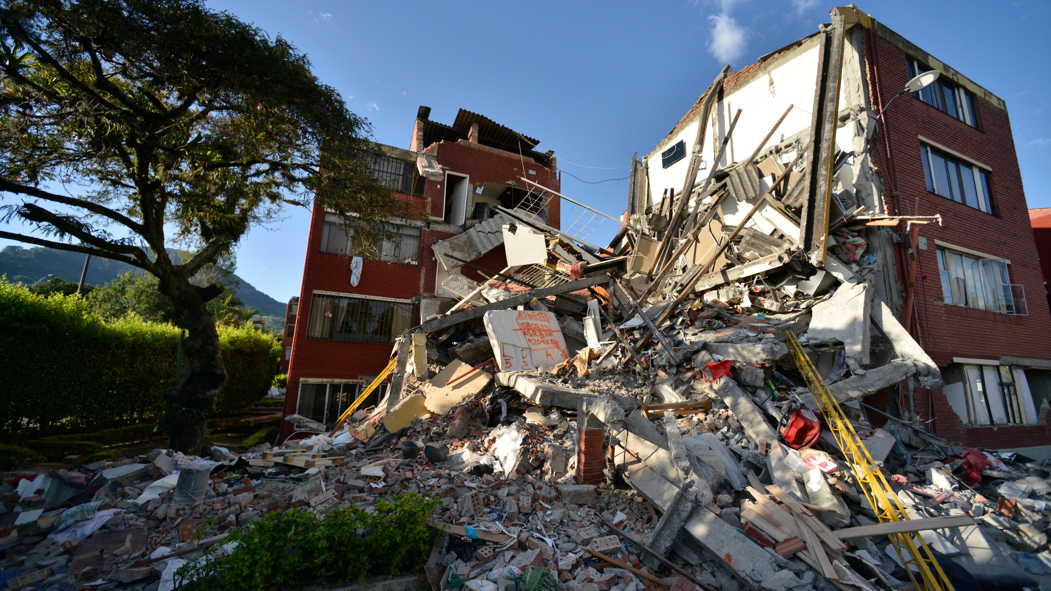Magnitude 7.4 Earthquake Strikes Colombia