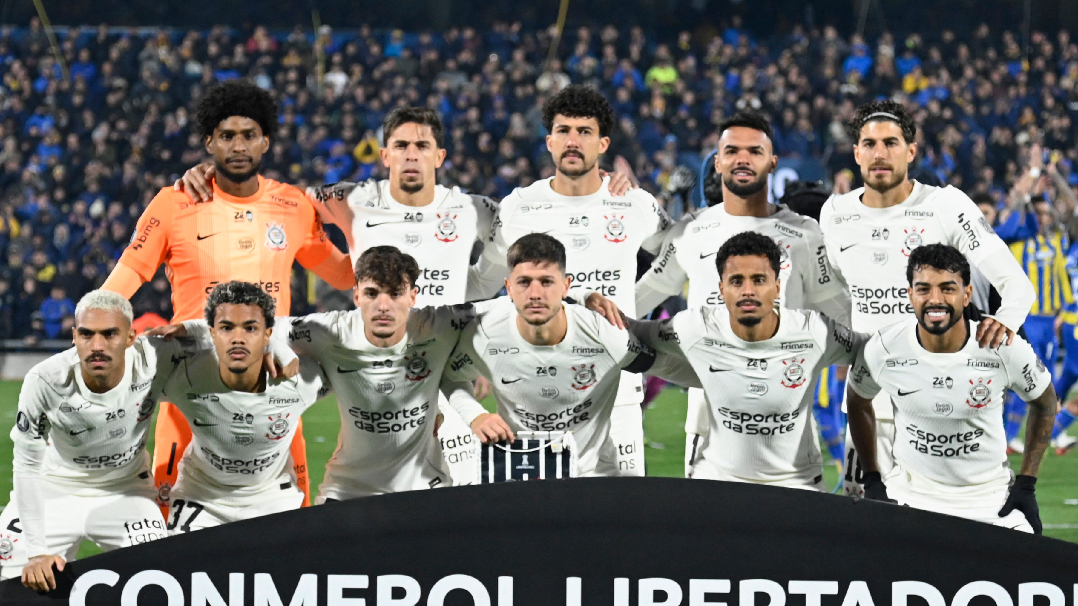 FBL-LIBERTADORES-ROSARIO-CORINTHIANS