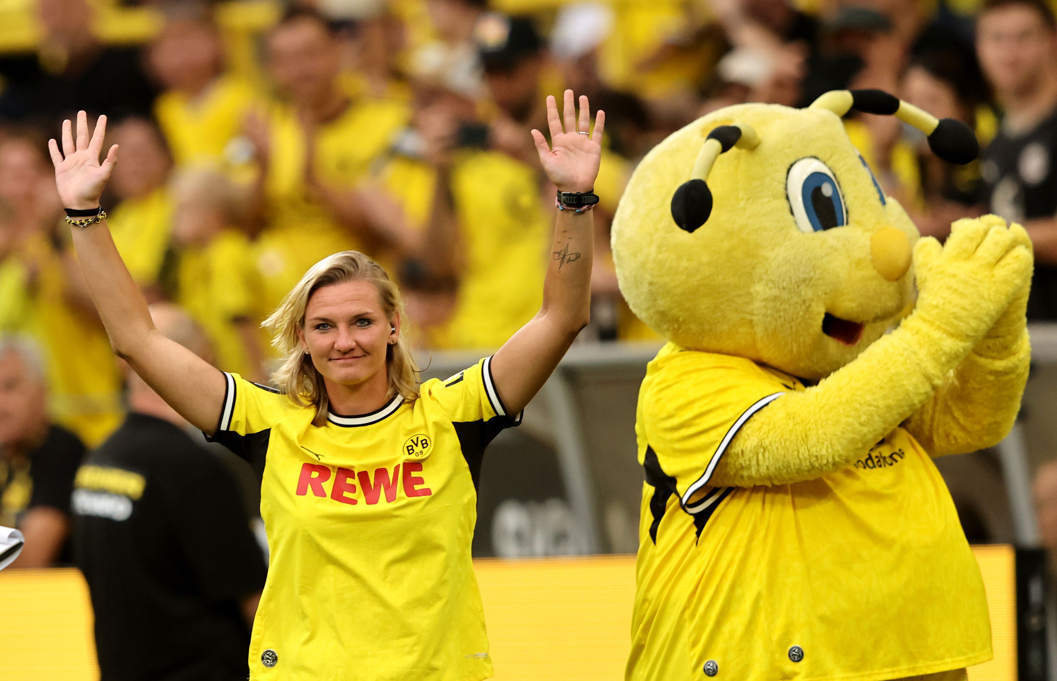 Borussia Dortmund v AS Roma - Pre-Season Friendly