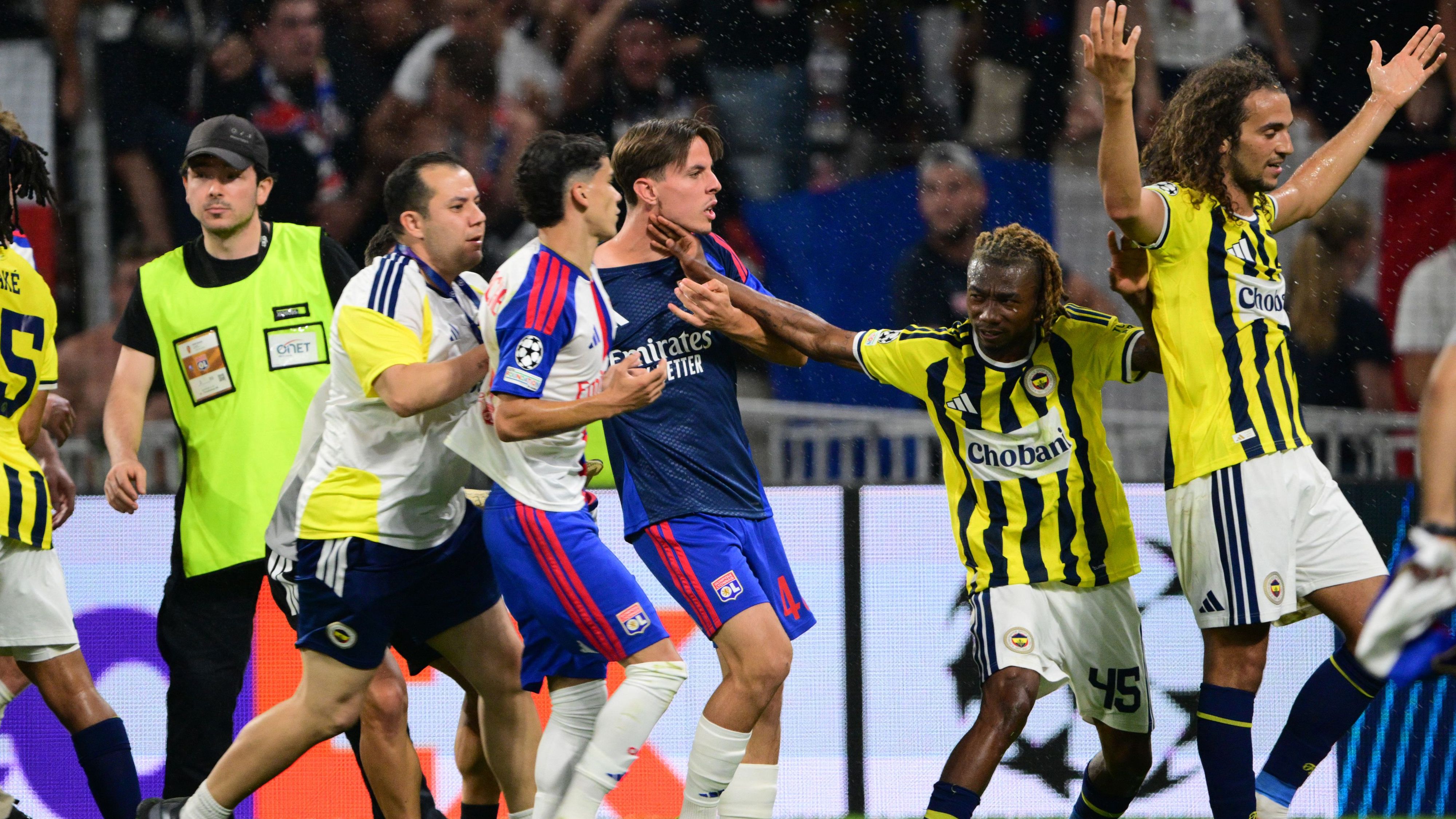 FBL-EUR-C1-QUALIFYING-LYON-FENERBAHCE