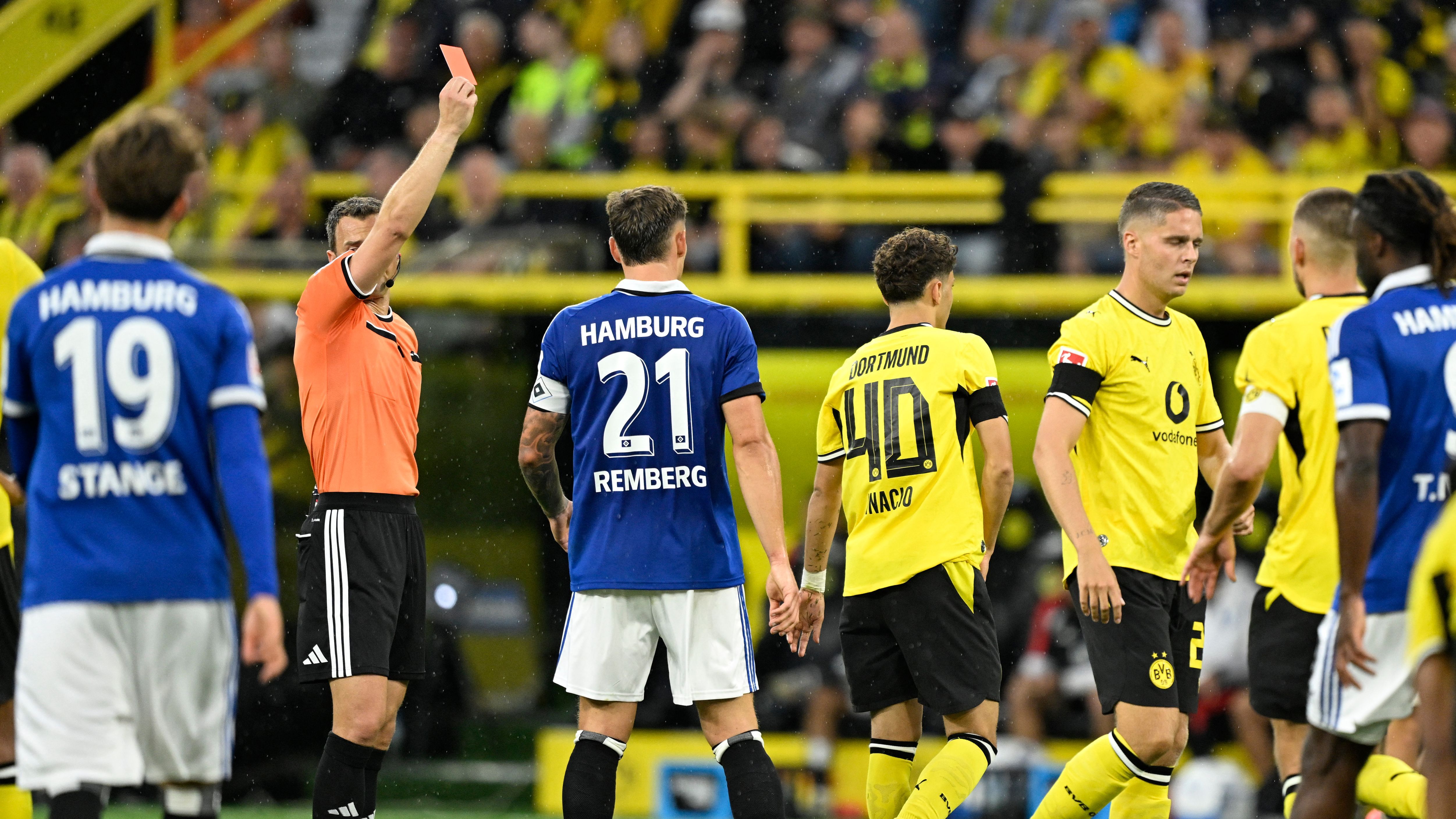 FBL-GER-BUNDESLIGA-DORTMUND-HSV