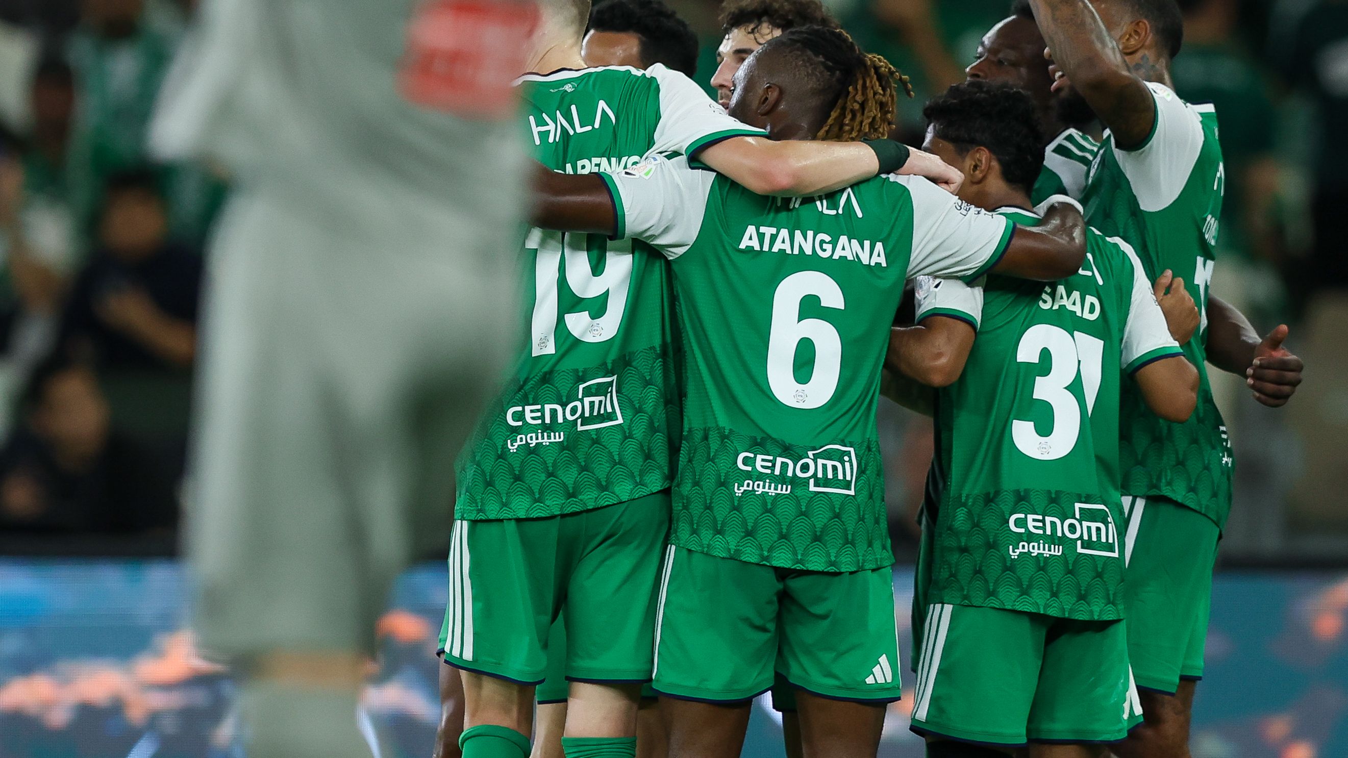 O Al-Ahli saudita encerra o mercado de verão com uma contratação defensiva