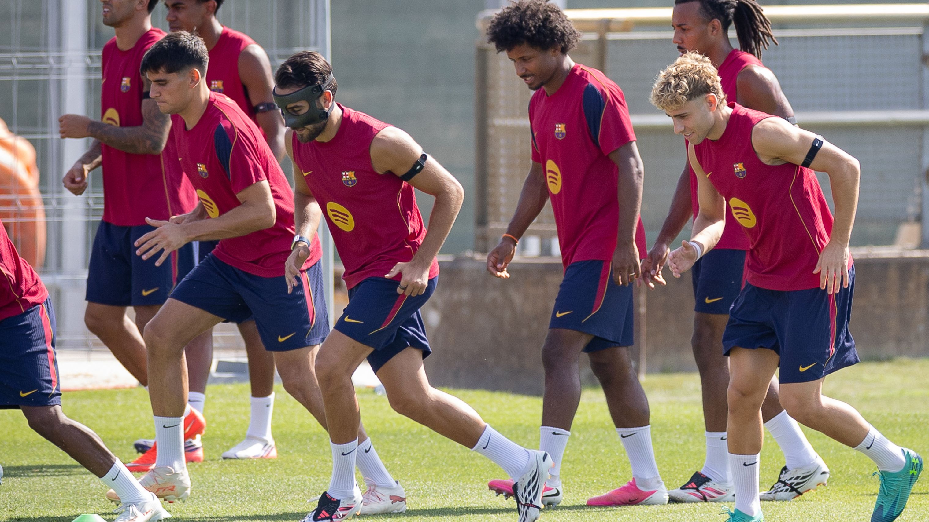 FBL-EUR-C1-BARCELONA-TRAINING