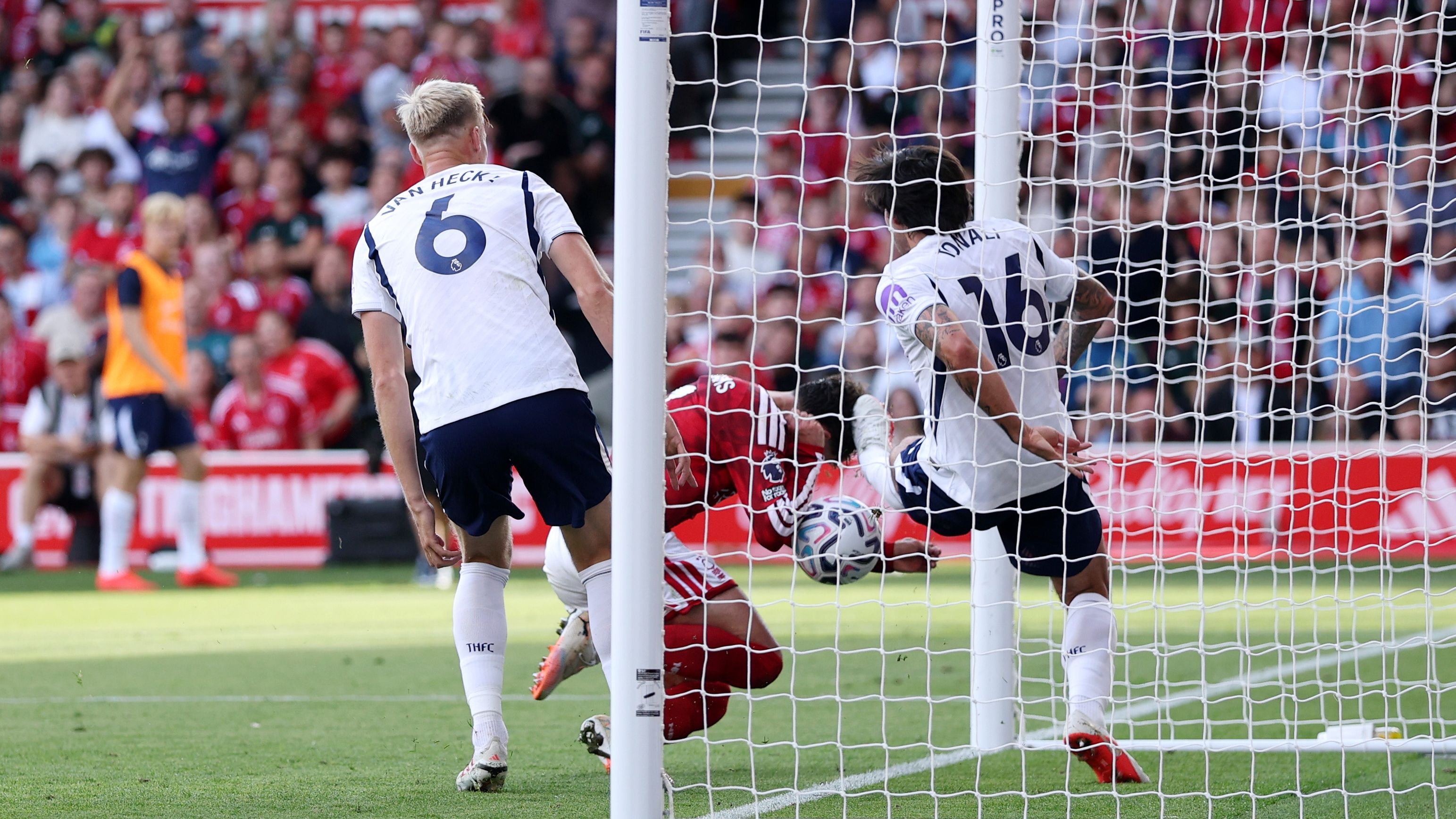 Nottingham Forest FC v Tottenham Hotspur - Premier League 2026/27