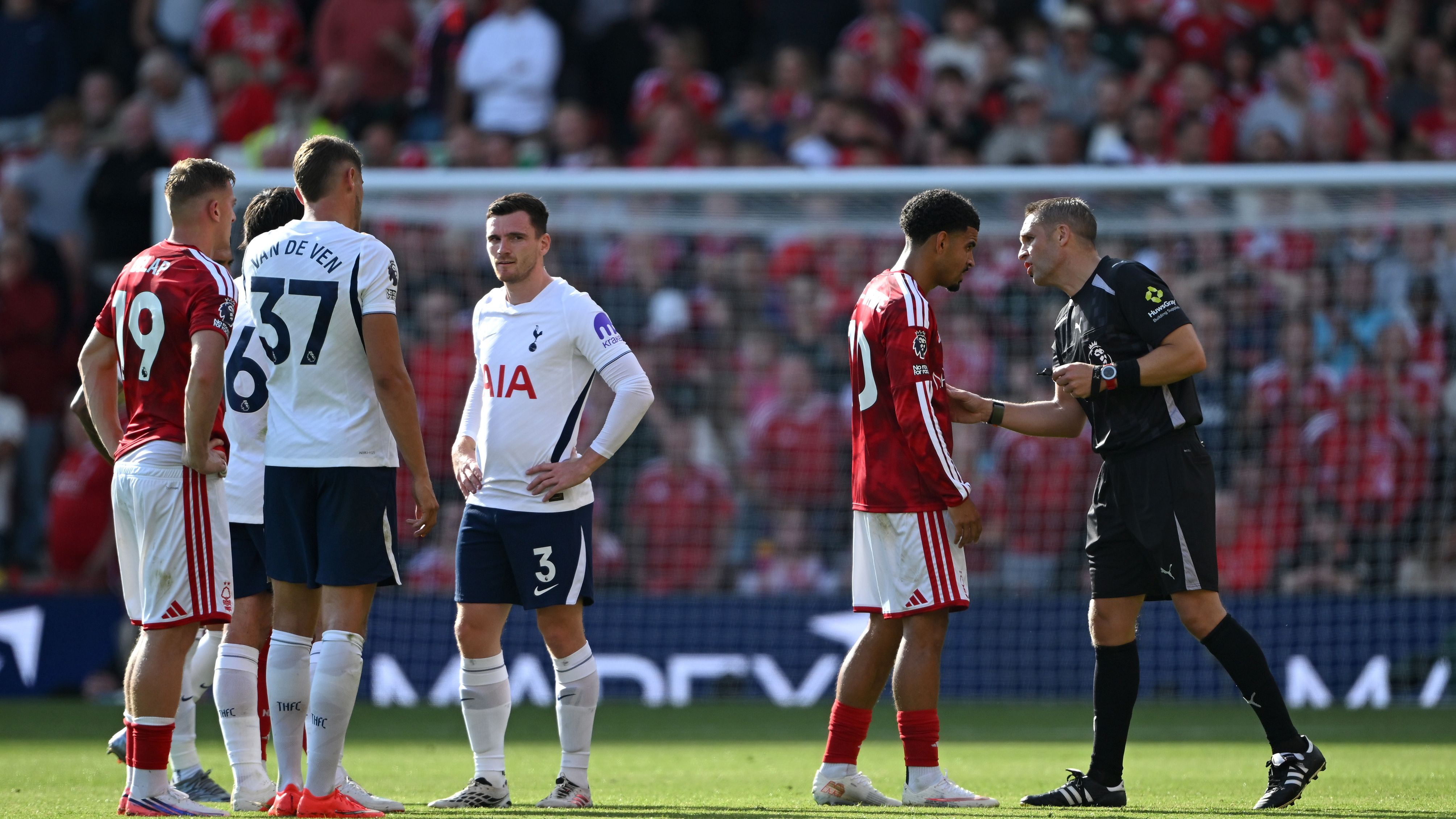 Nottingham Forest FC v Tottenham Hotspur - Premier League 2026/27