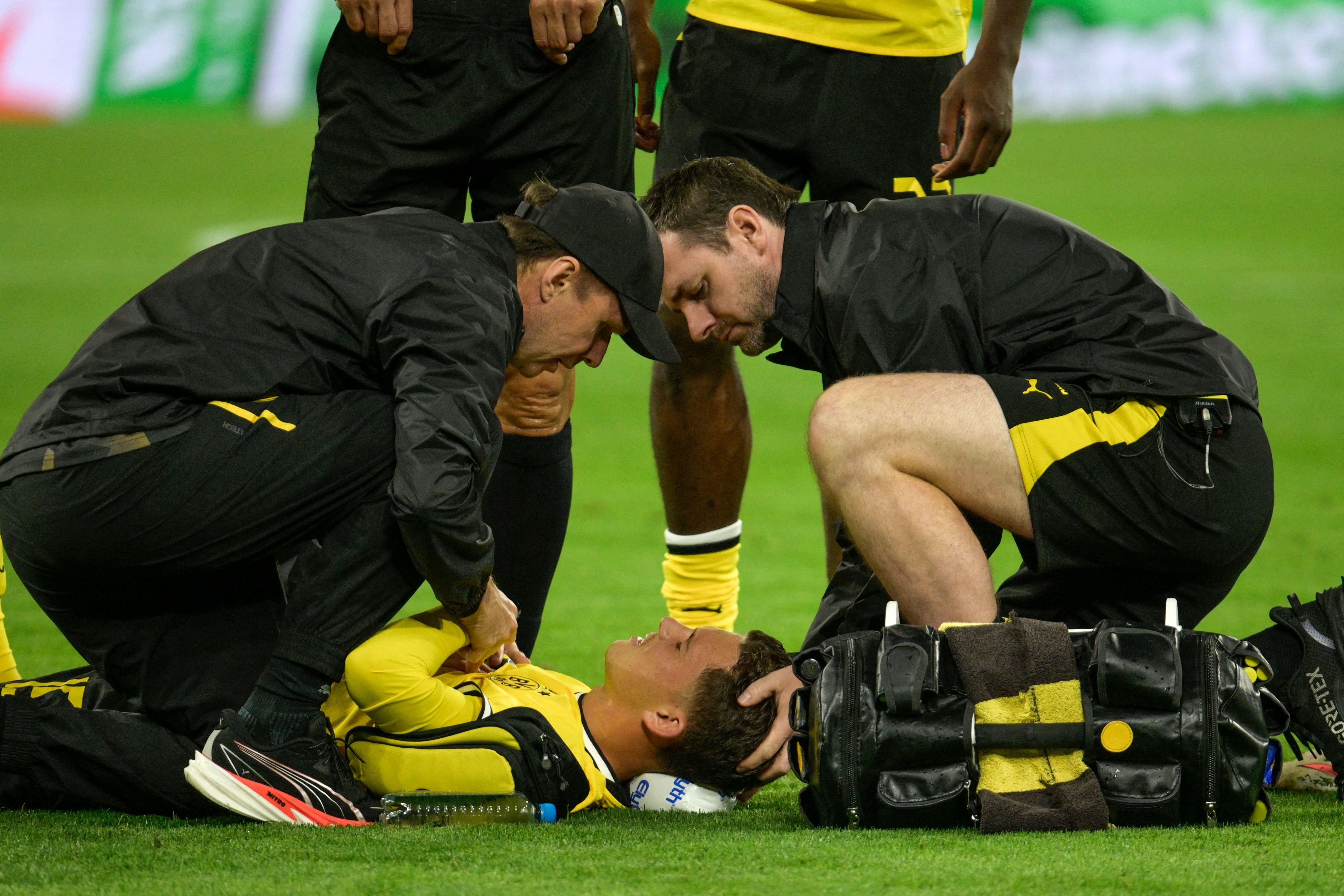 FBL-EUR-C1-DORTMUND-VILLARREAL