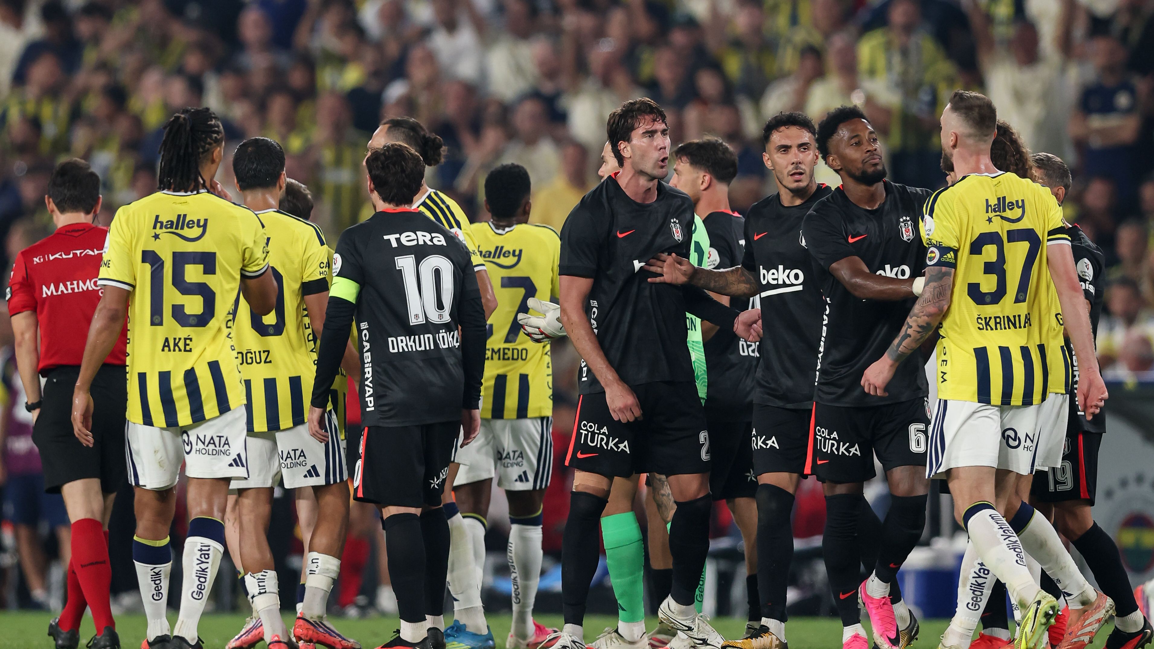 Fenerbahce SK v Besiktas JK - Turkish Super League 2026/27