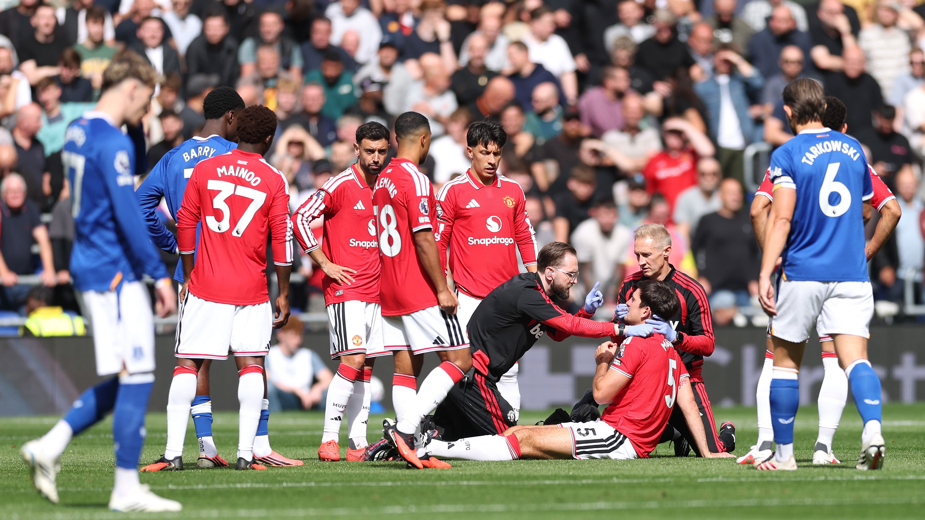 Everton v Manchester United - Premier League 2026/27