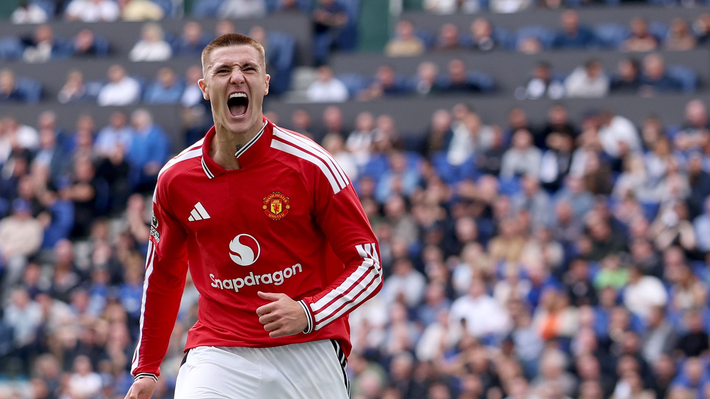 Everton v Manchester United - Premier League 2026/27