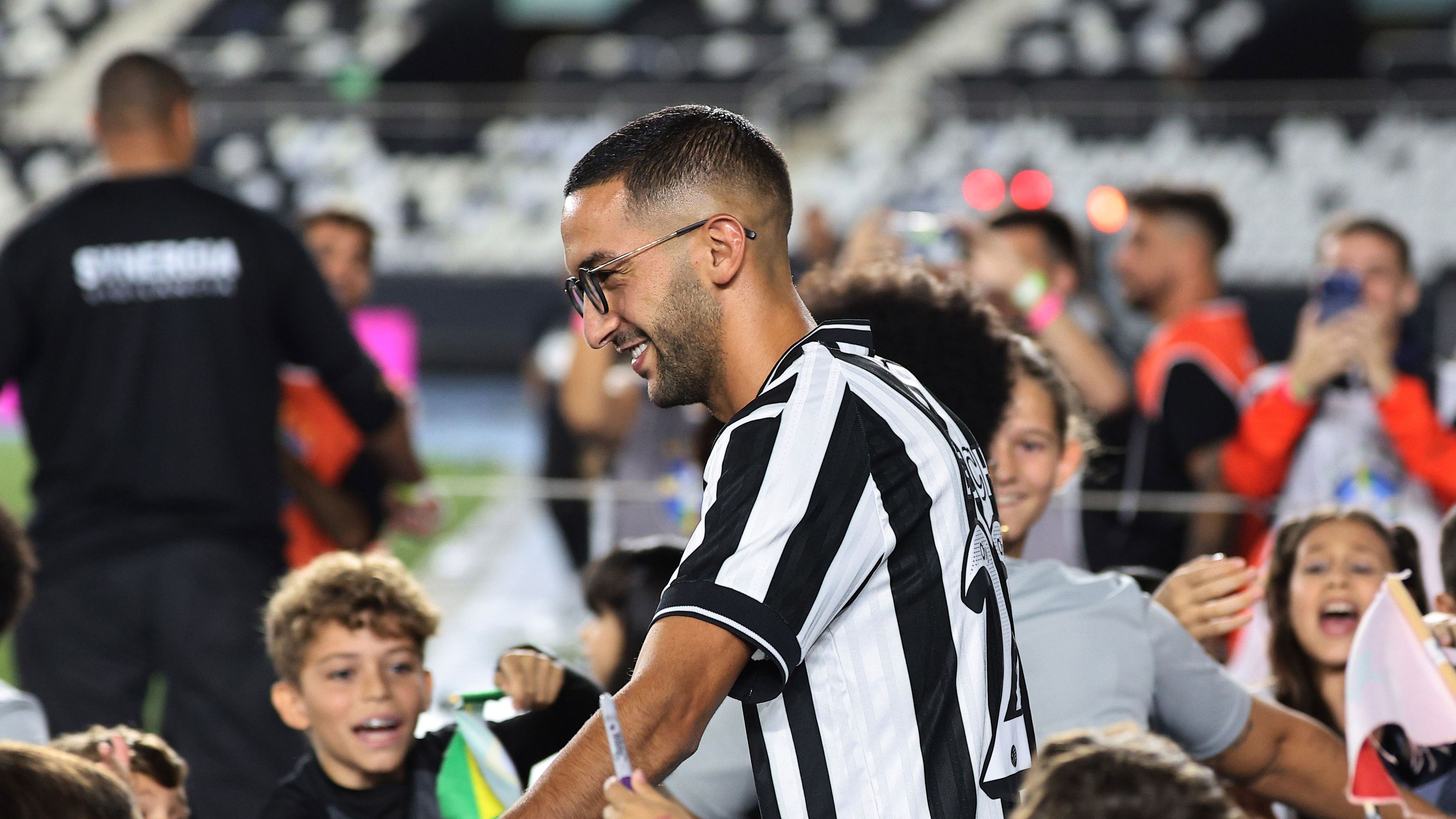 Botafogo v Bragantino - Brasileirao 2026