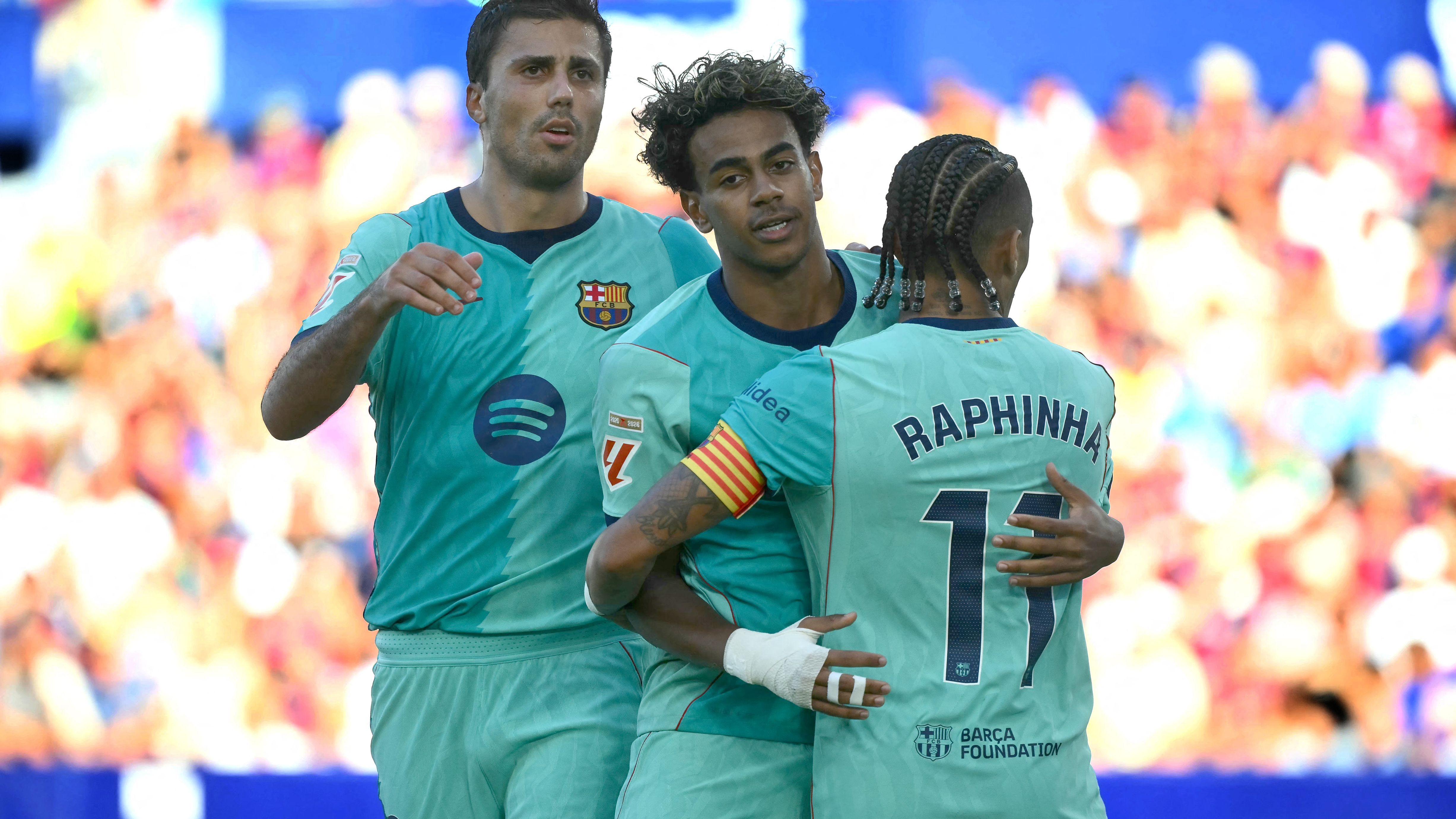 FBL-ESP-LIGA-LEVANTE-BARCELONA