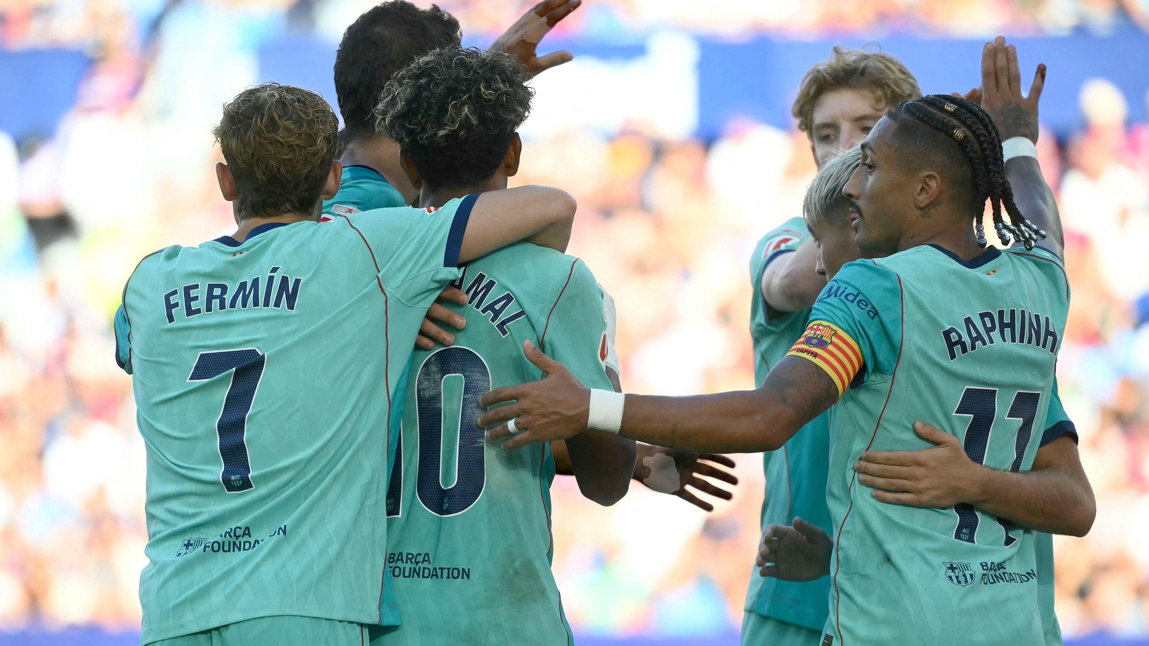 FBL-ESP-LIGA-LEVANTE-BARCELONA