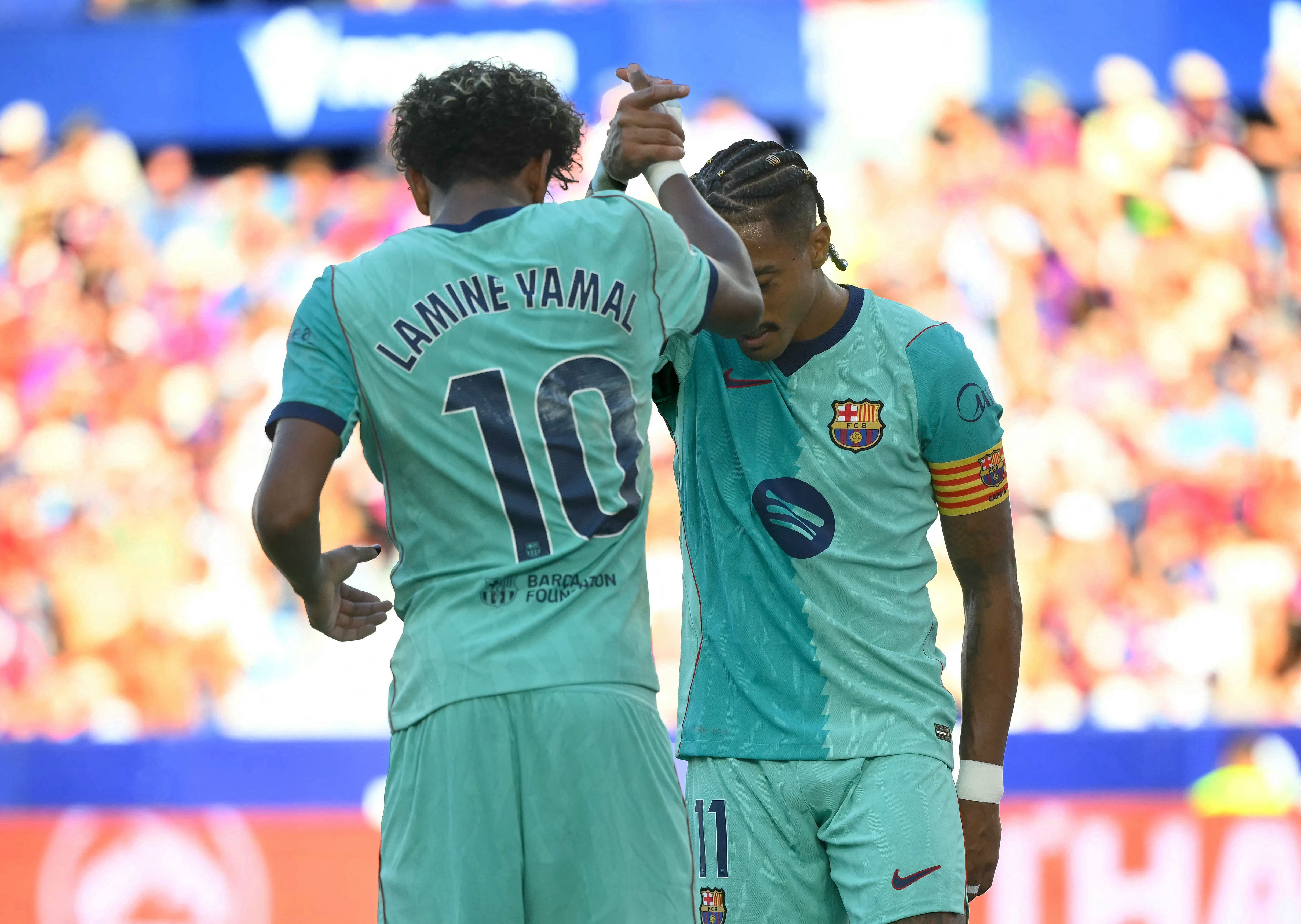 FBL-ESP-LIGA-LEVANTE-BARCELONA
