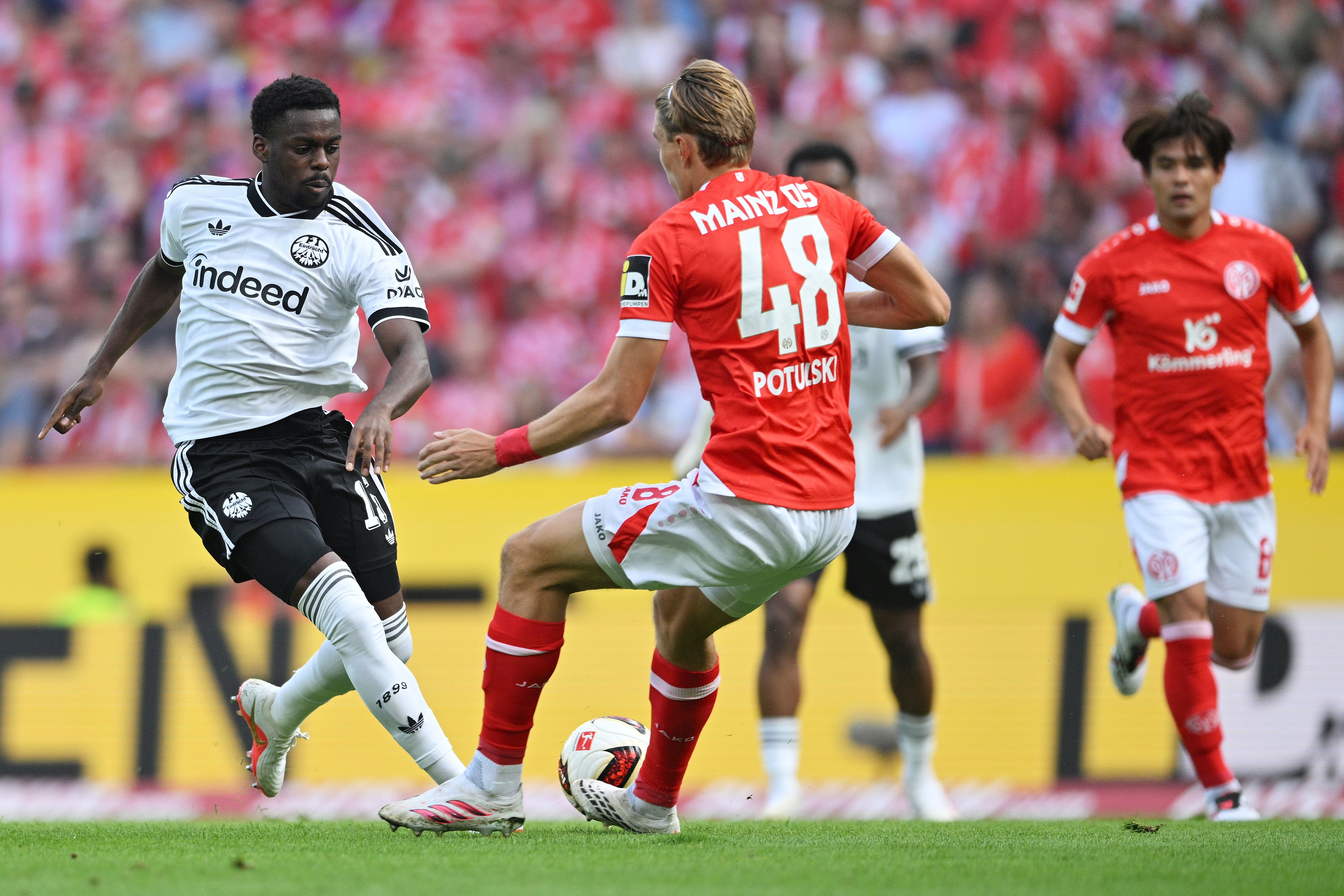 1. FSV Mainz 05 v Eintracht Frankfurt - Bundesliga 2026/27