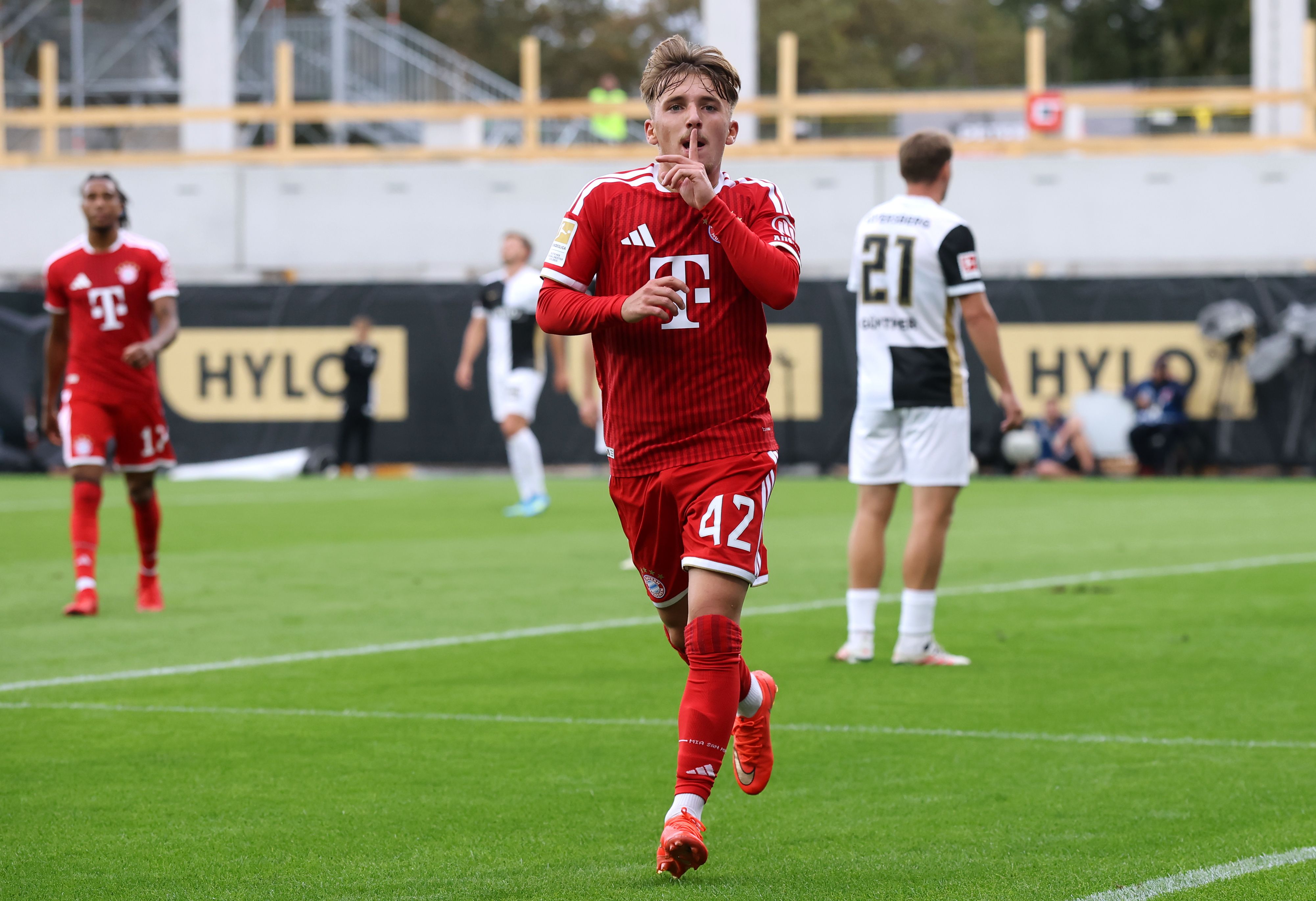 SV Elversberg v FC Bayern München - Bundesliga 2026/27