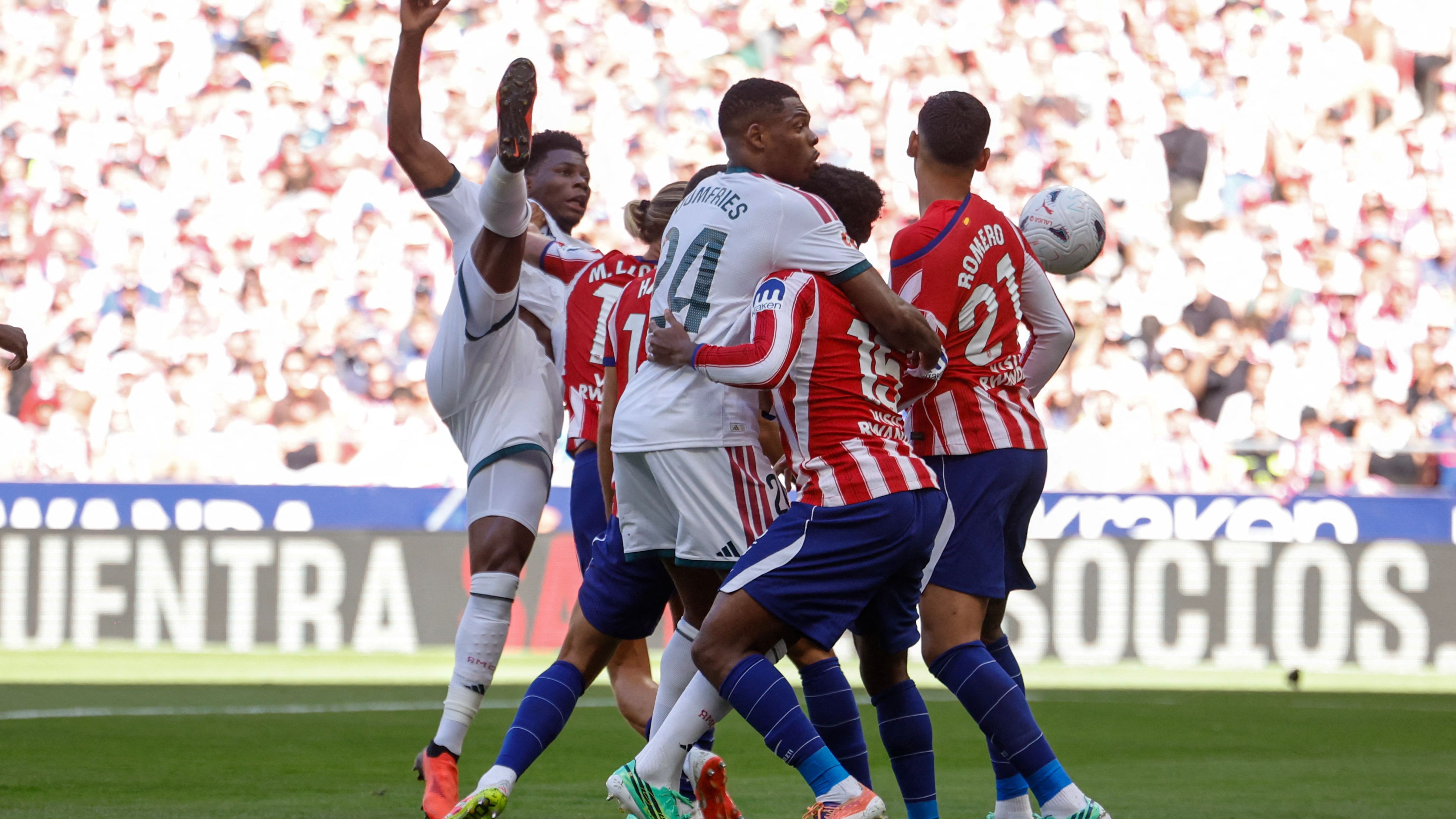 FBL-ESP-LIGA-ATLETICO MADRID-REAL MADRID
