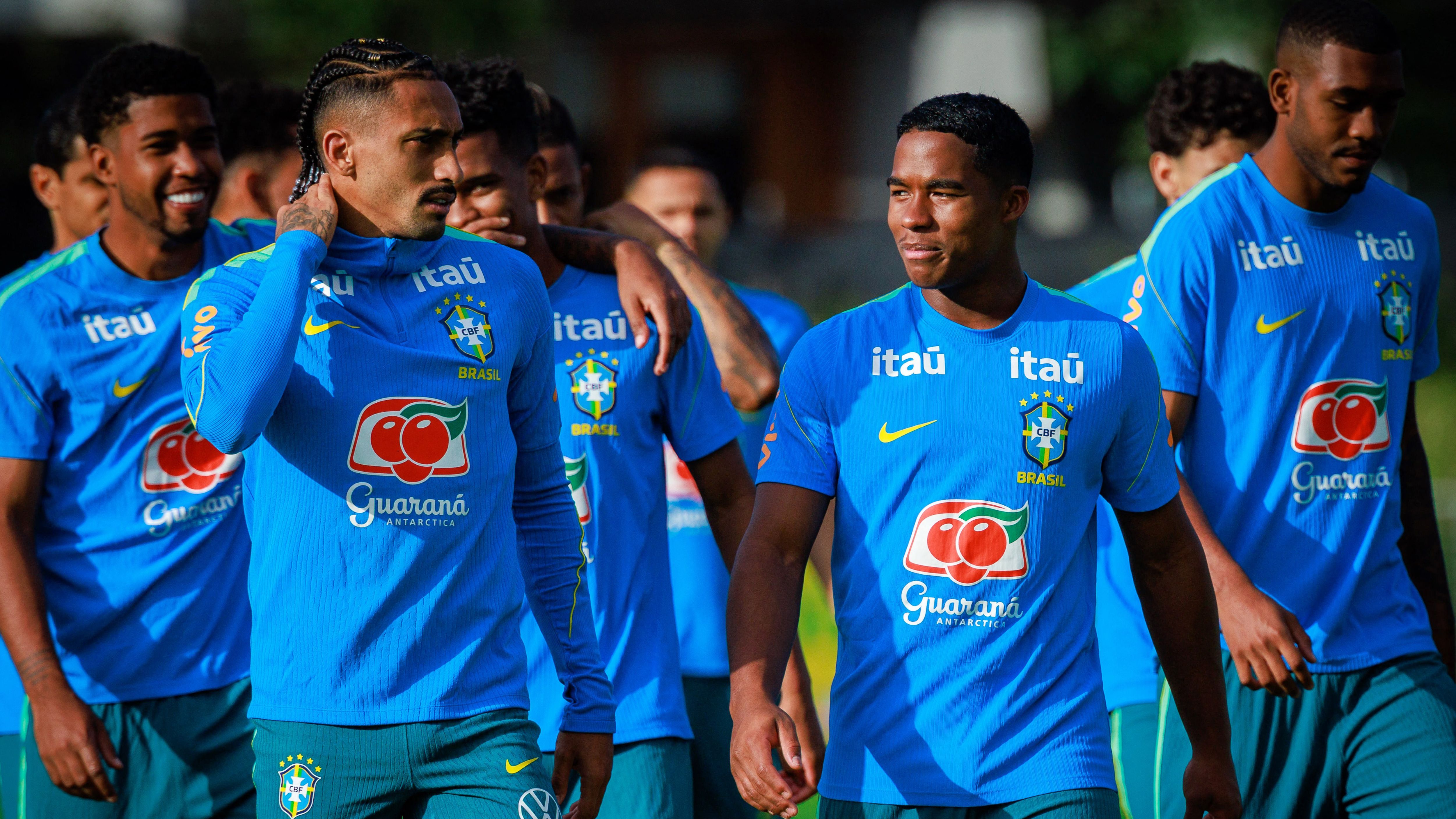 FBL-AUS-BRA-FRIENDLY-TRAINING