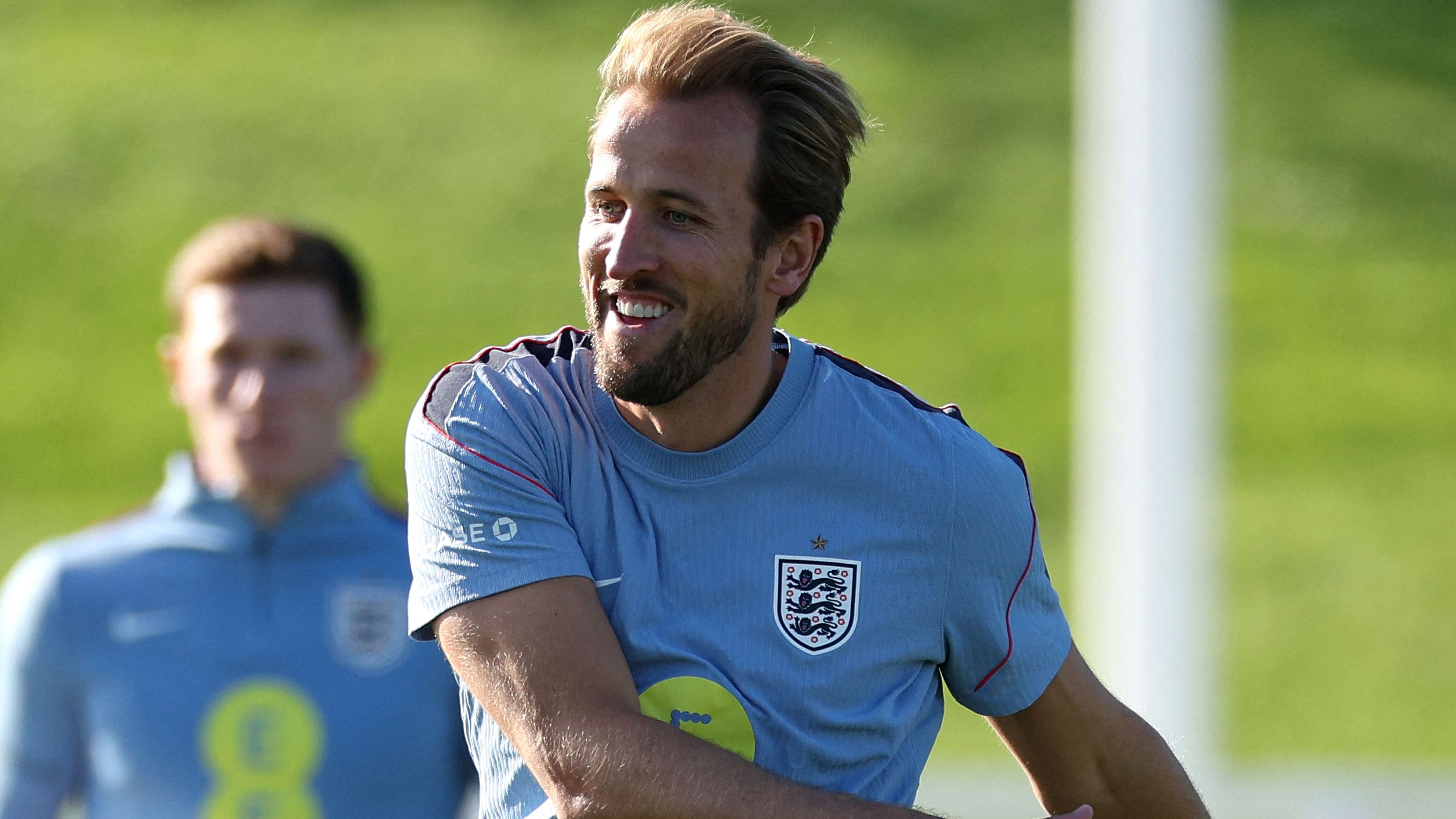FBL-ENG-EUR-NATIONS-TRAINING