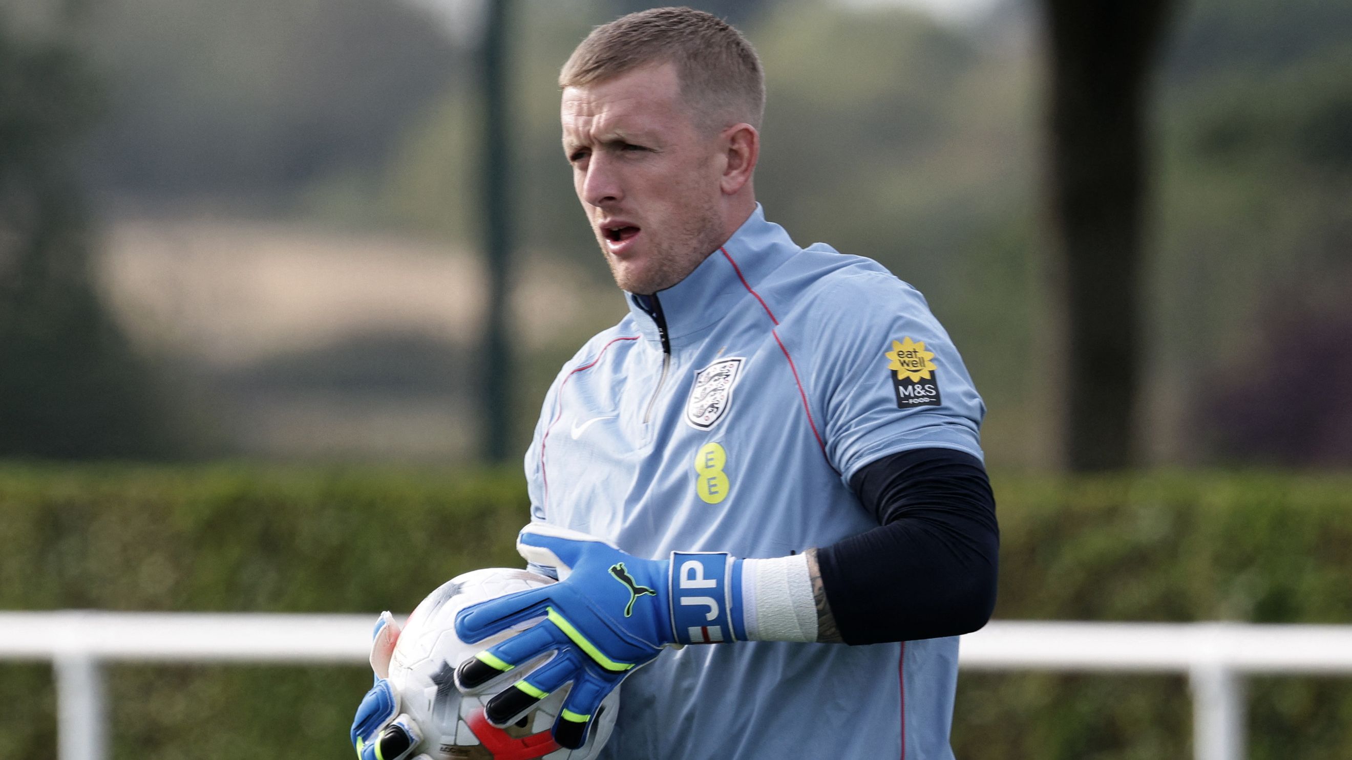 FBL-ENG-EUR-NATIONS-TRAINING