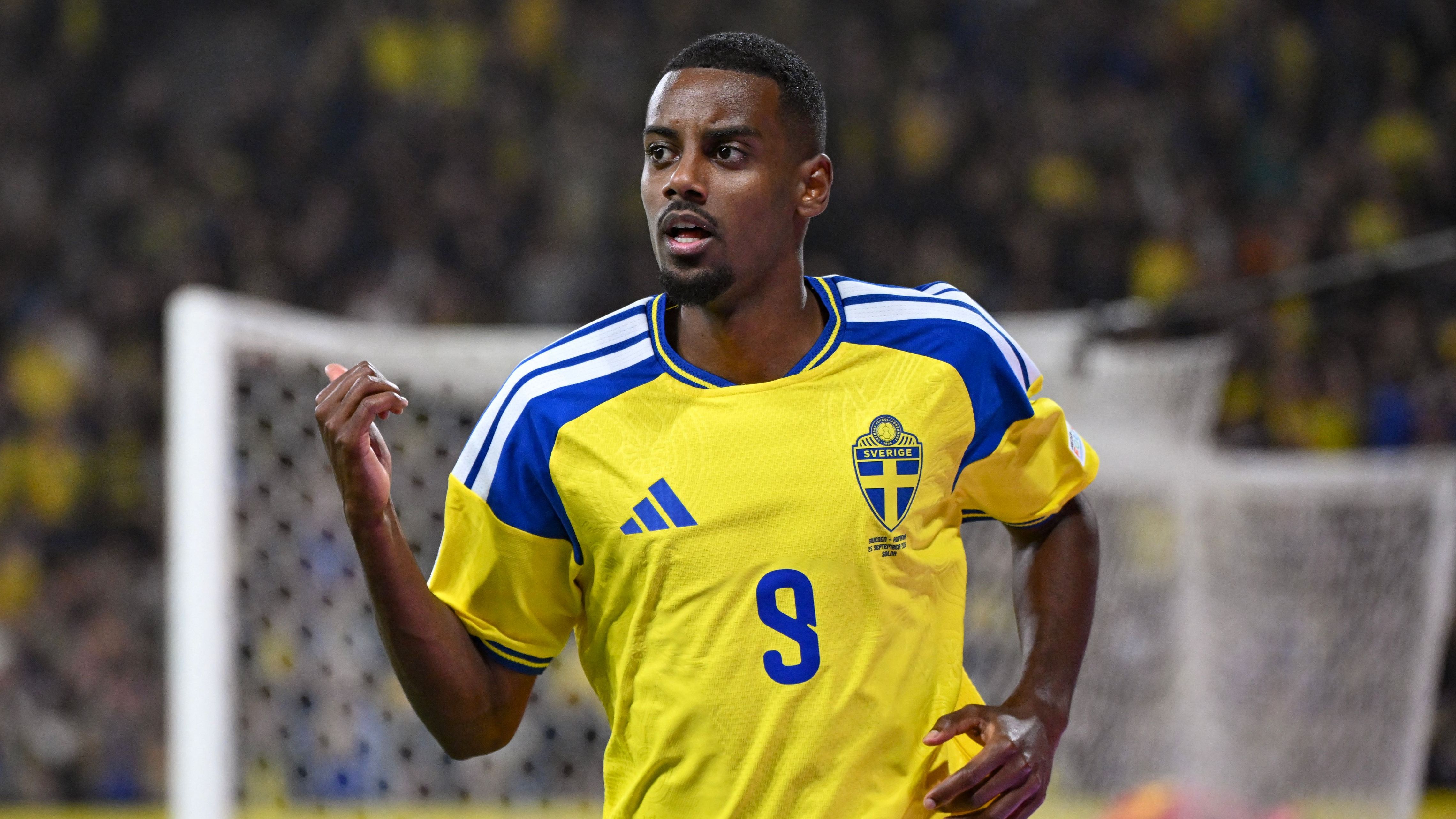 FBL-EUR-NATIONS-SWE-ROU