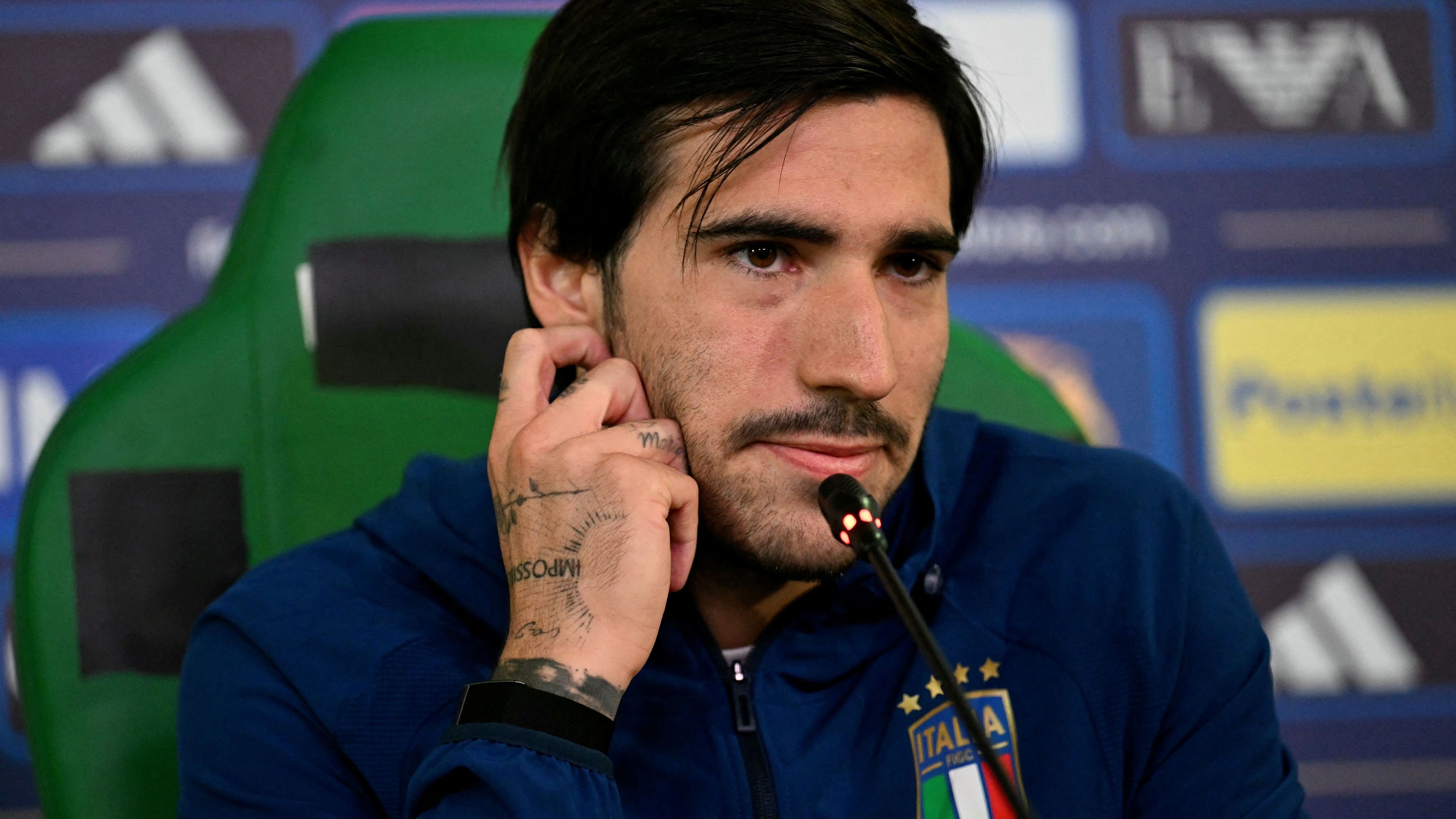 FBL-EUR-NATIONS-ITA-PRESSER