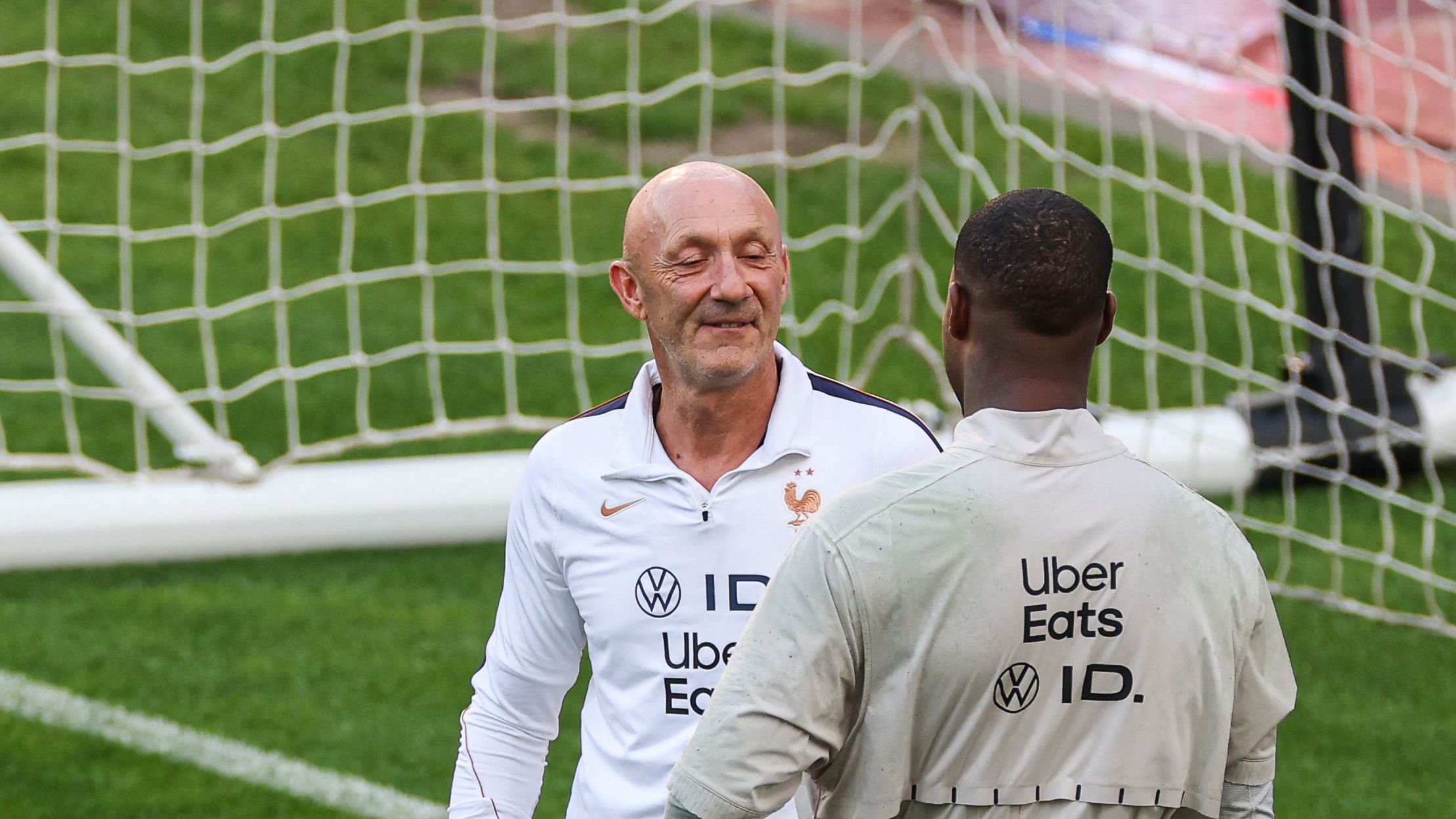 CORRECTION / FBL-EUR-NATIONS-FRA-TRAINING