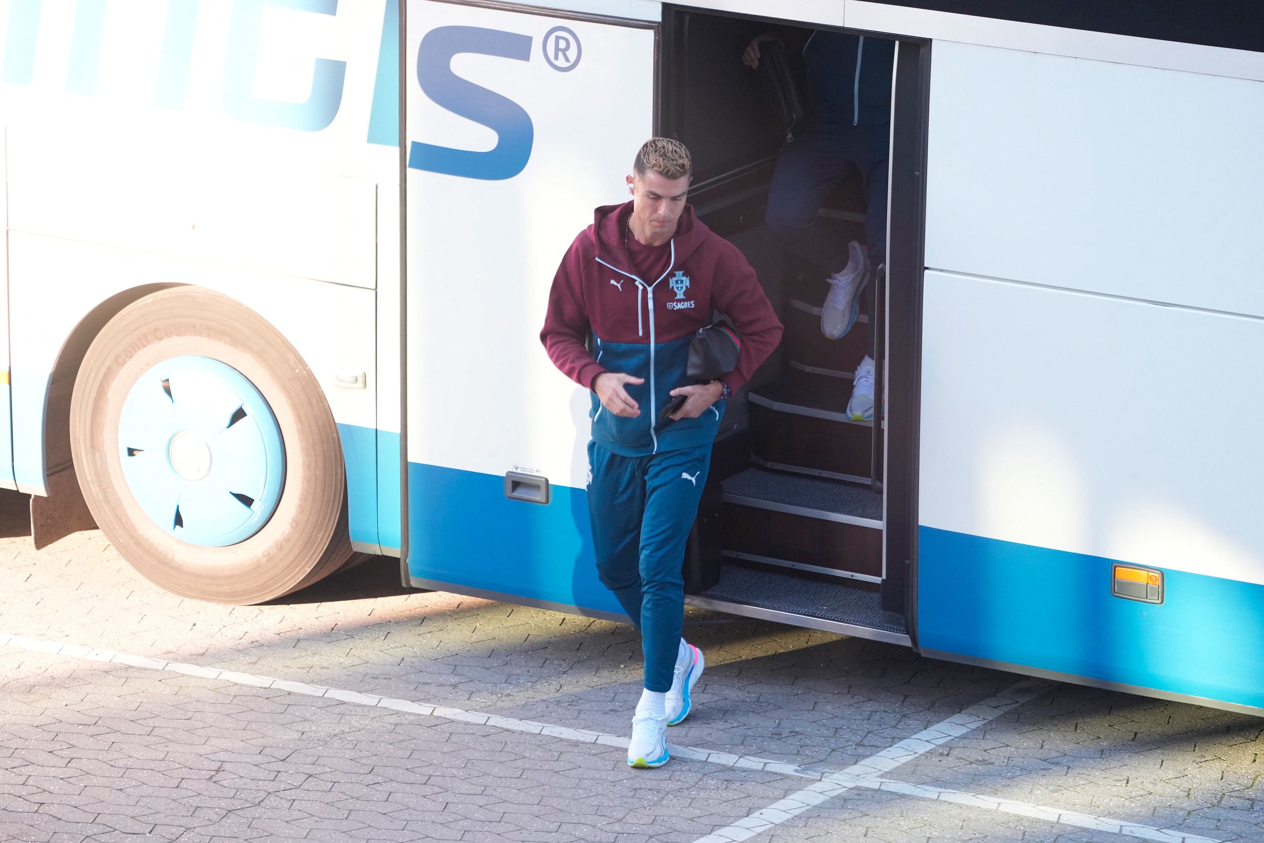 FBL-EUR-NATIONS-DEN-POR-TRAINING