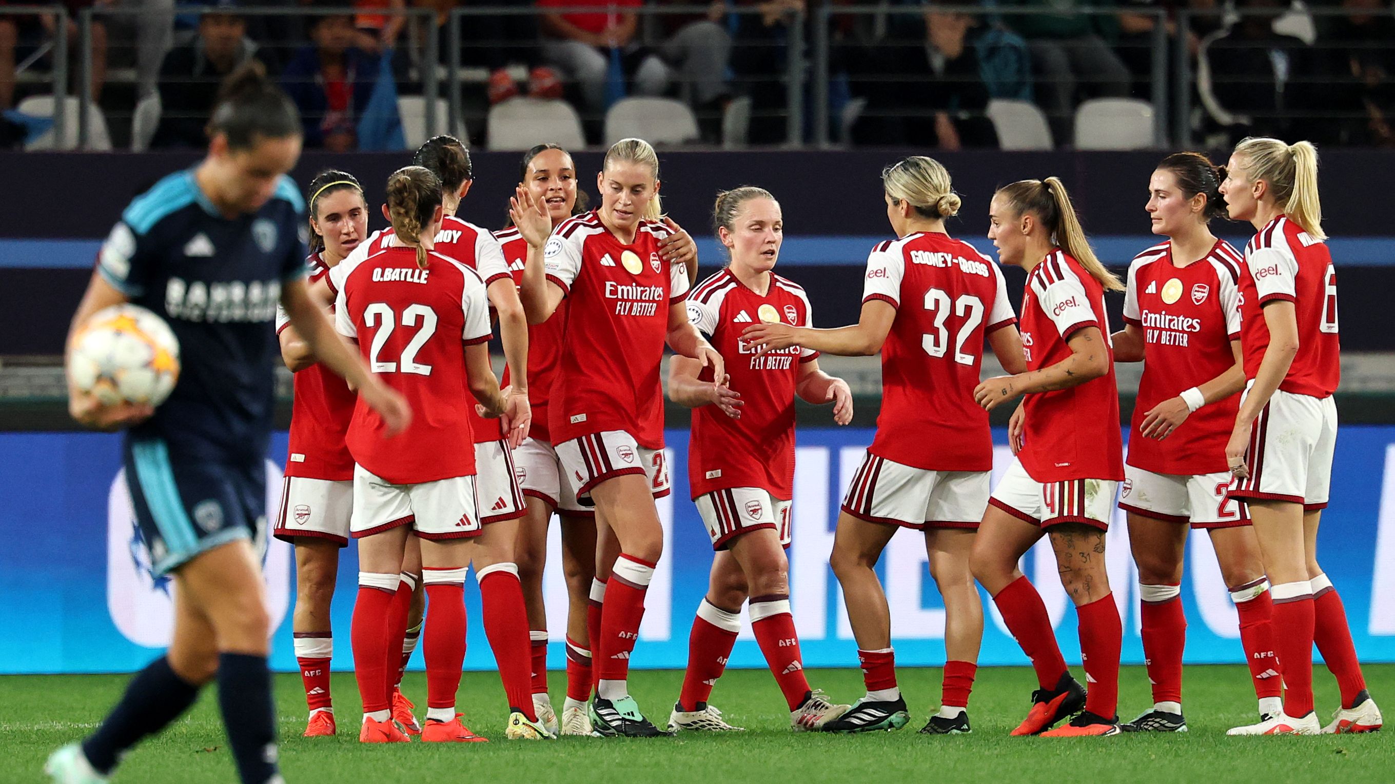 FBL-EUR-C1-WOMEN-PARIS FC-ARSENAL