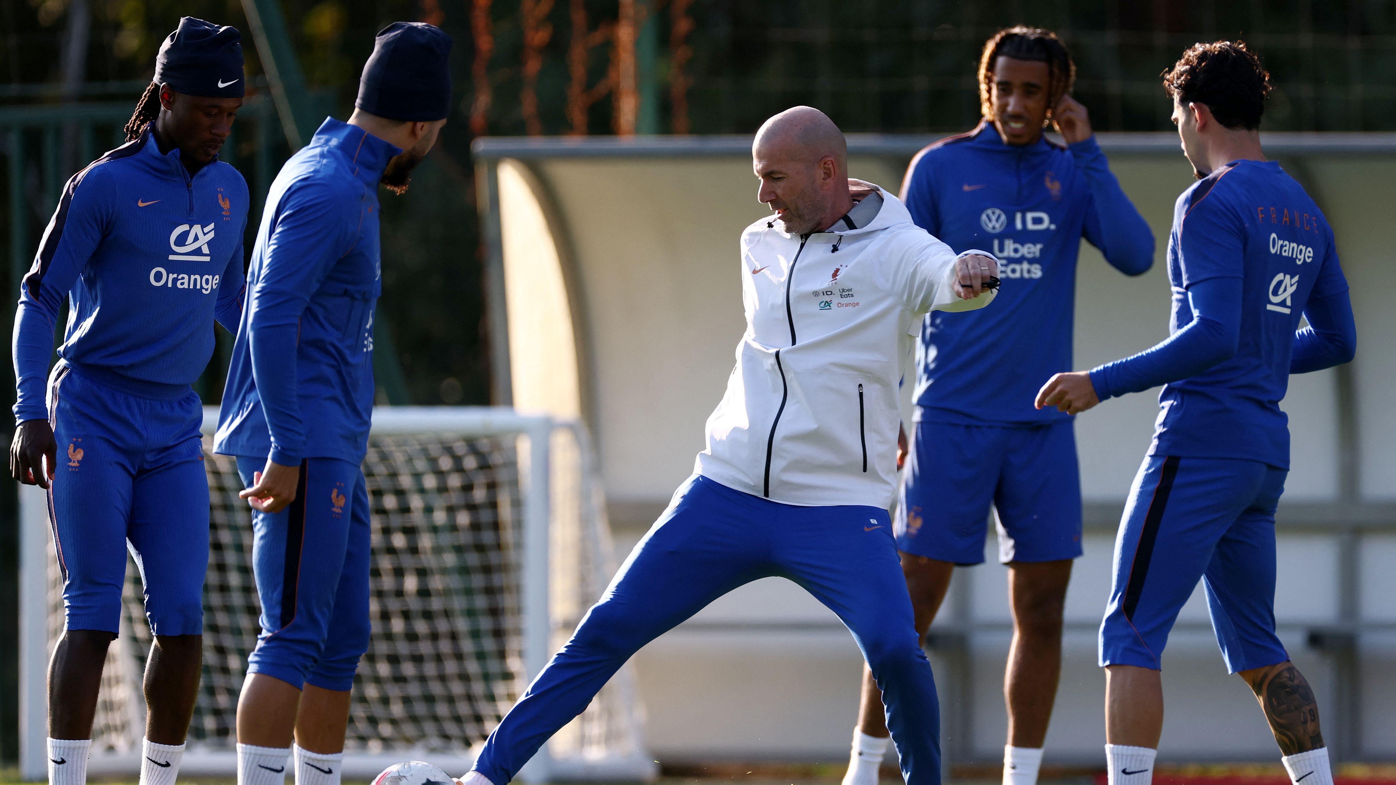 FBL-EUR-NATIONS-FRA-TRAINING