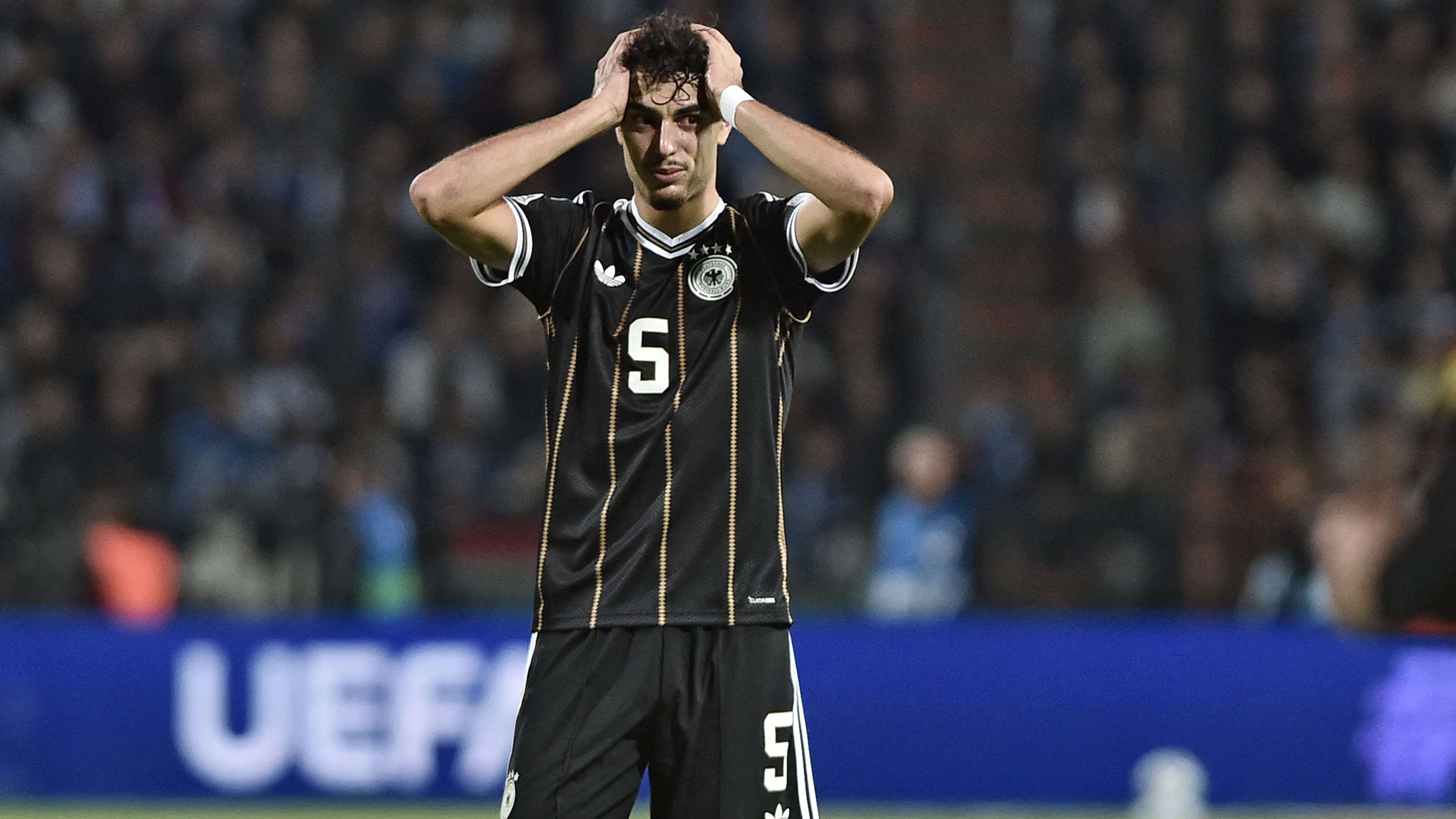 FBL-EUR-NATIONS-GRE-GER