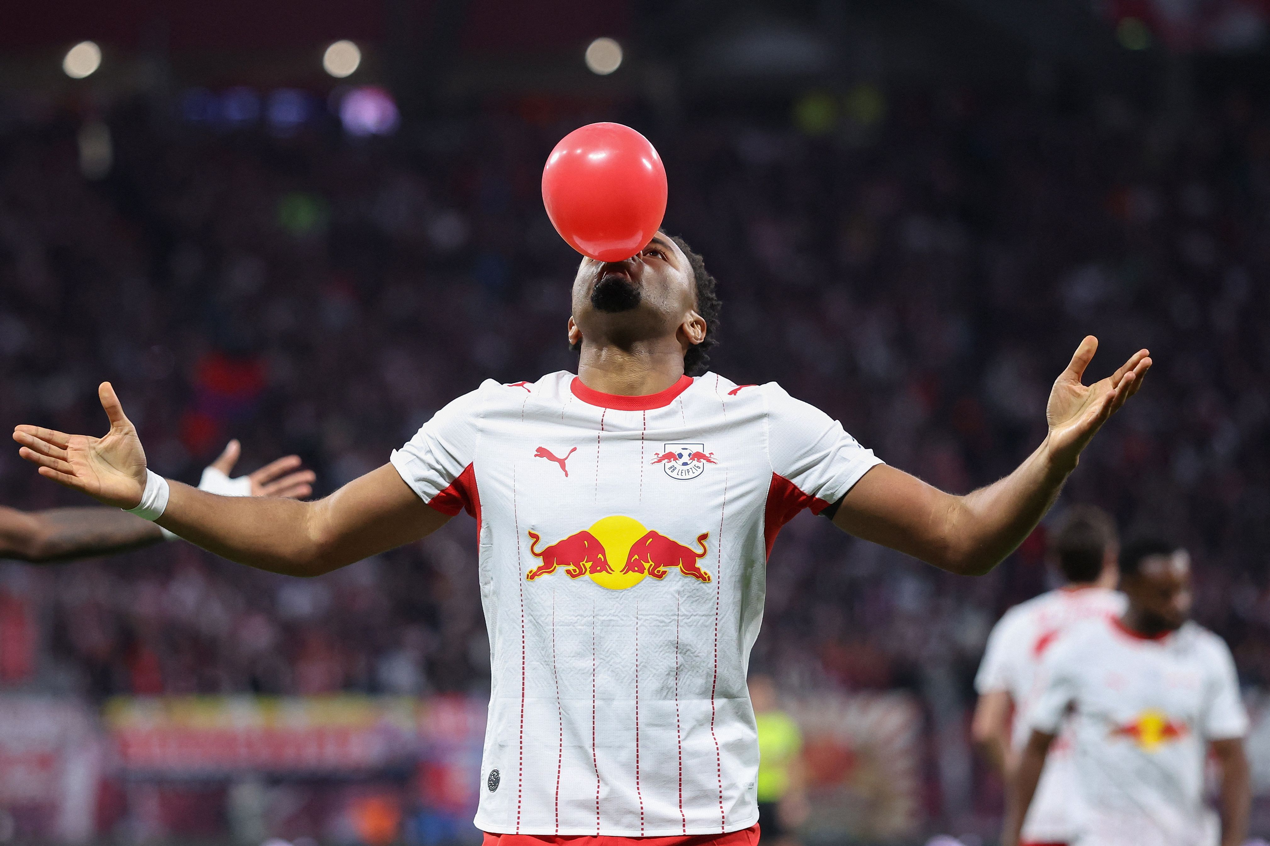 TOPSHOT-FBL-GER-BUNDESLIGA-LEIPZIG-FRANKFURT