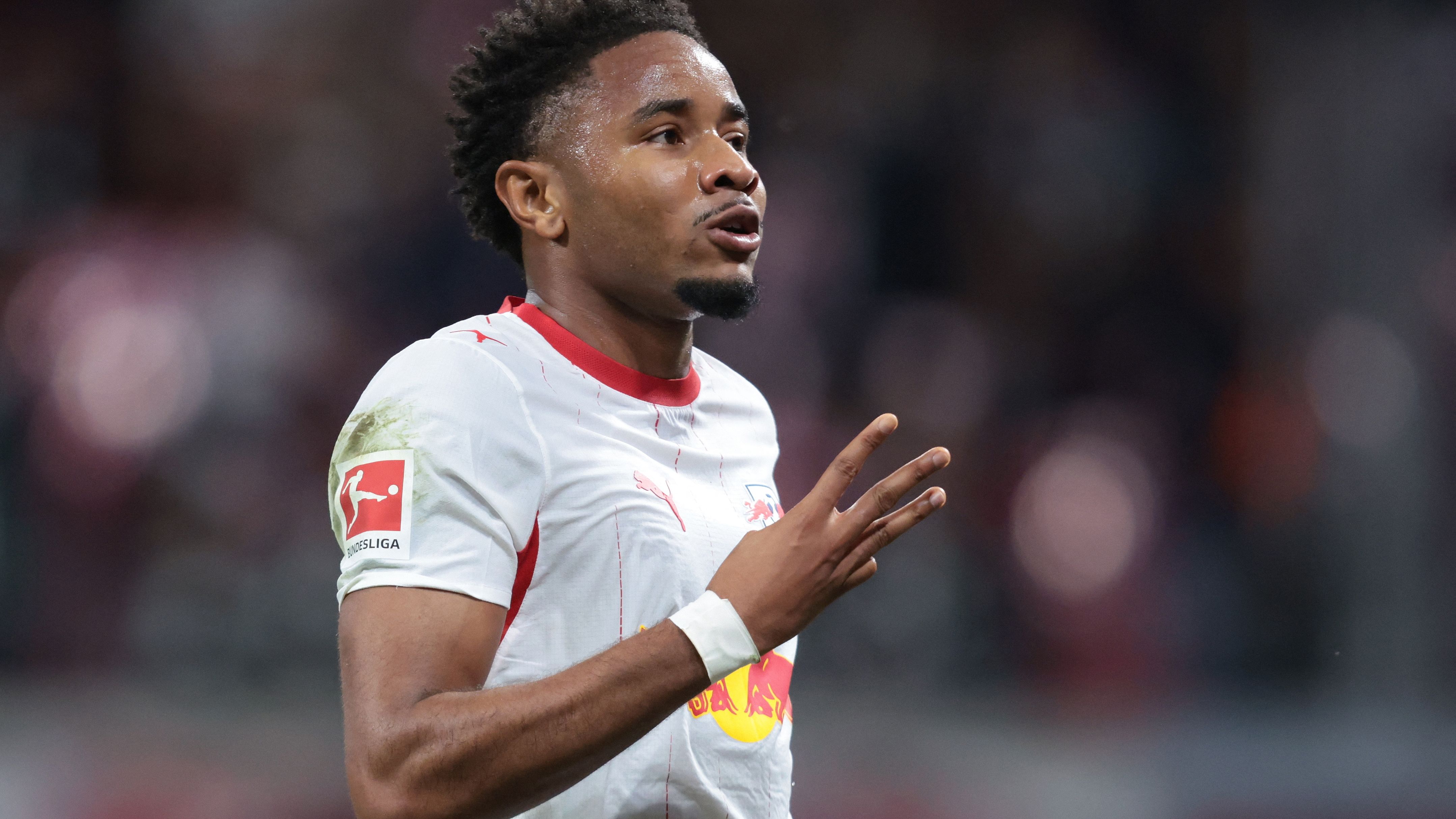 FBL-GER-BUNDESLIGA-LEIPZIG-FRANKFURT