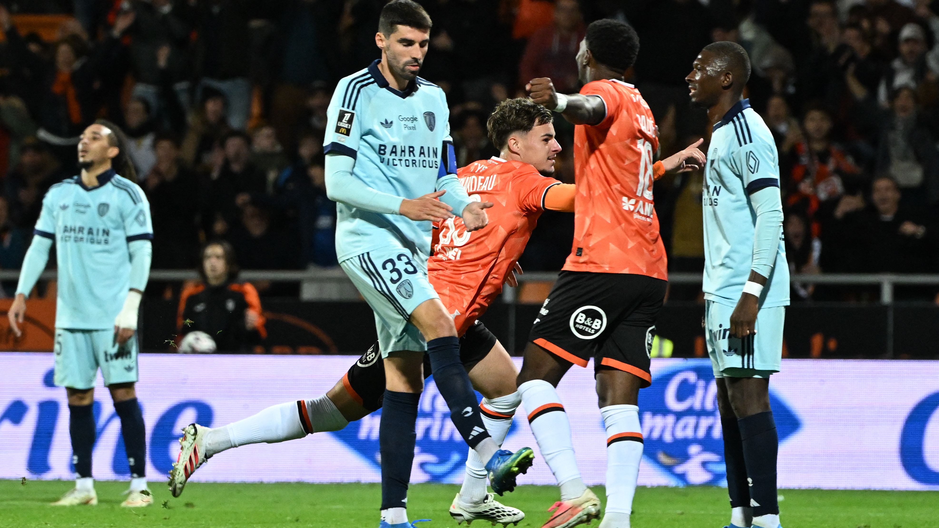 FBL-FRA-LIGUE1-LORIENT-PARIS FC
