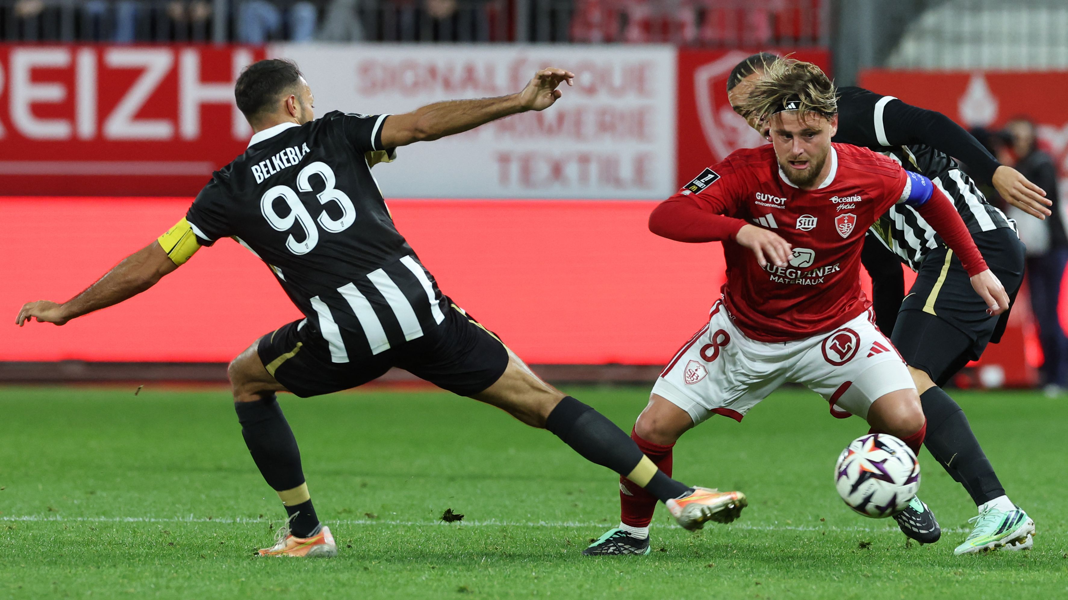 FBL-FRA-LIGUE1-BREST-ANGERS