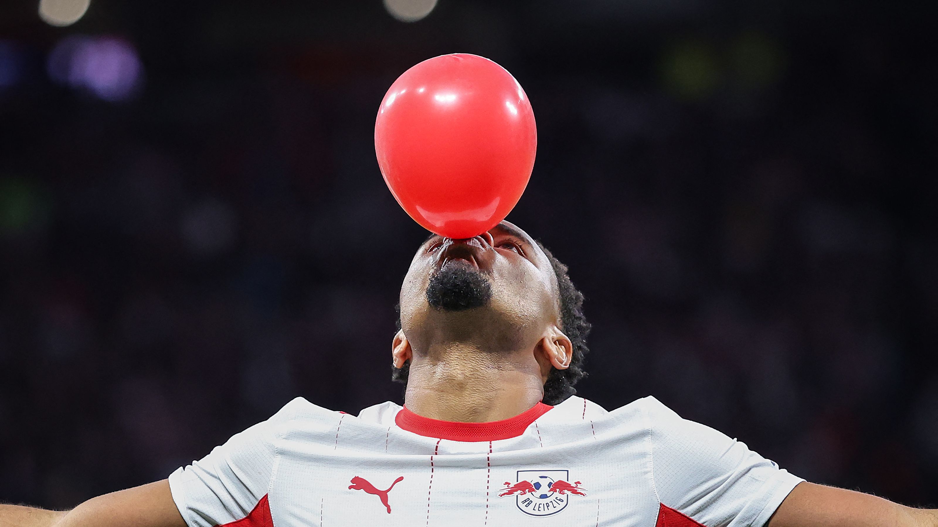 FBL-GER-BUNDESLIGA-LEIPZIG-FRANKFURT