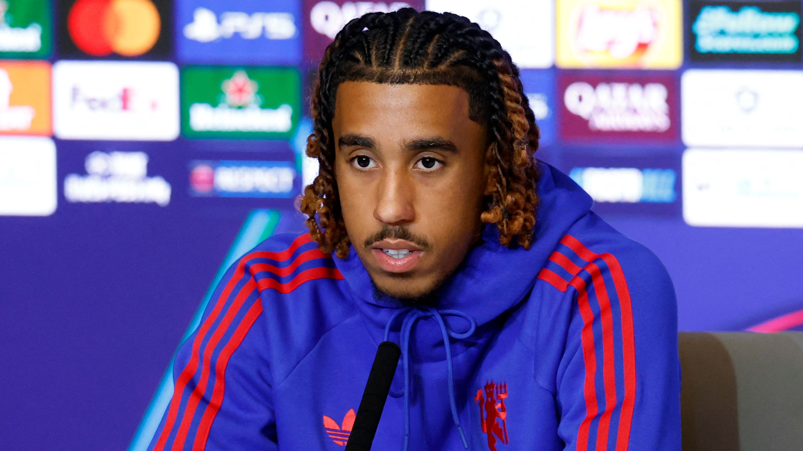 FBL-EUR-C1-MAN UTD-PRESSER