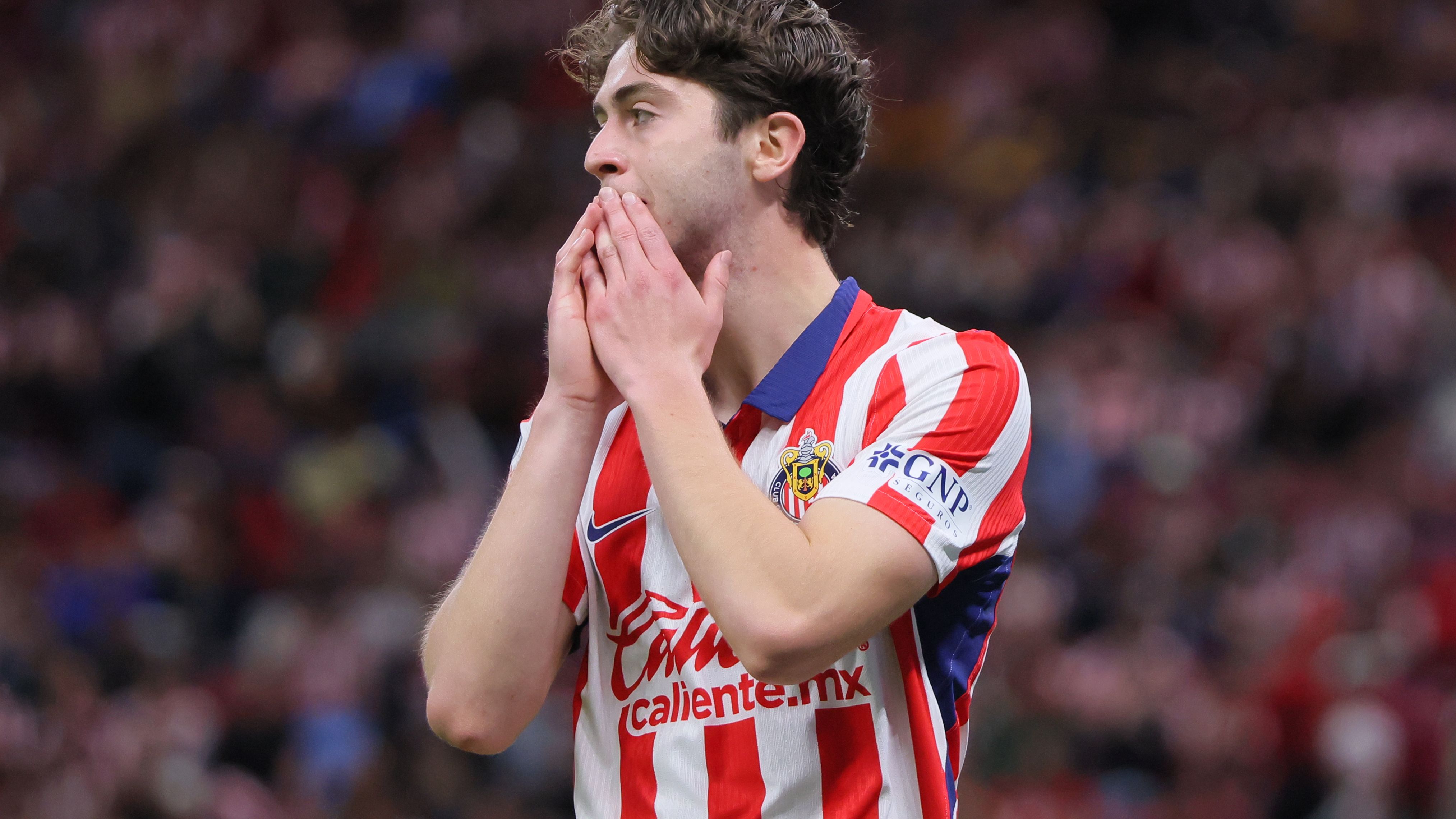 Chivas v Tigres UANL - Torneo Apertura 2026 Liga MX