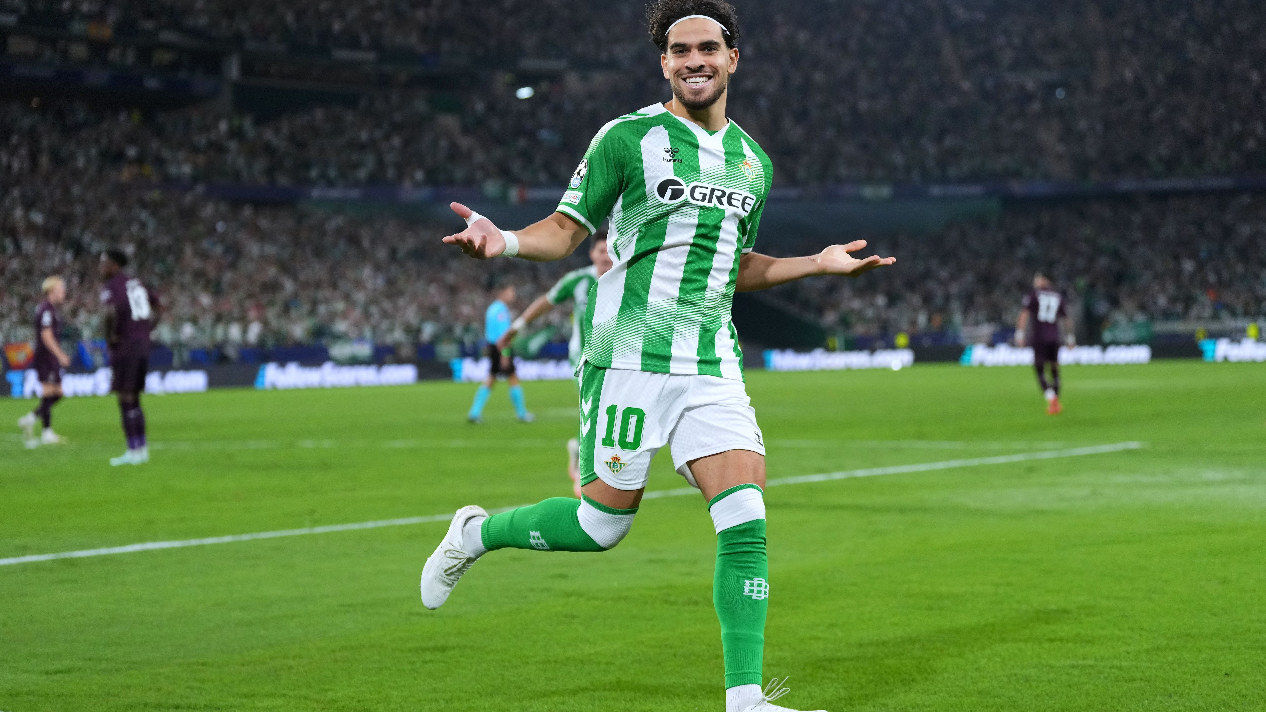 Real Betis Balompie v FC Porto - UEFA Champions League 2026/27 League Phase MD2