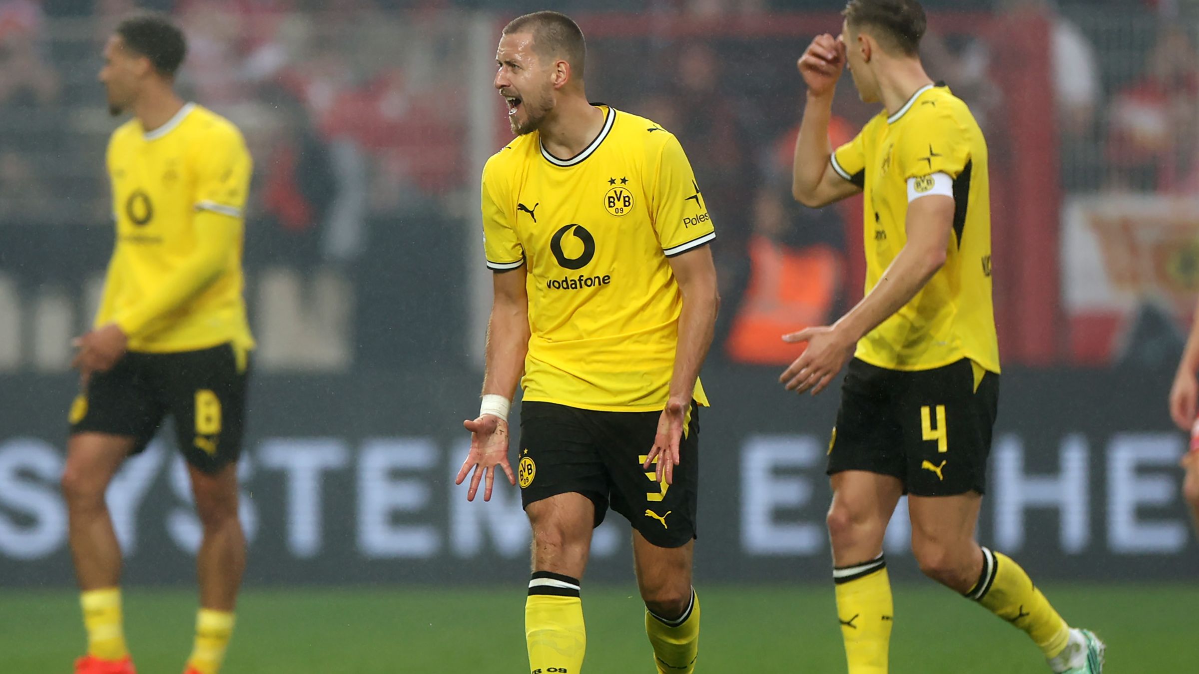 1. FC Union Berlin v Borussia Dortmund - Bundesliga 2026/27