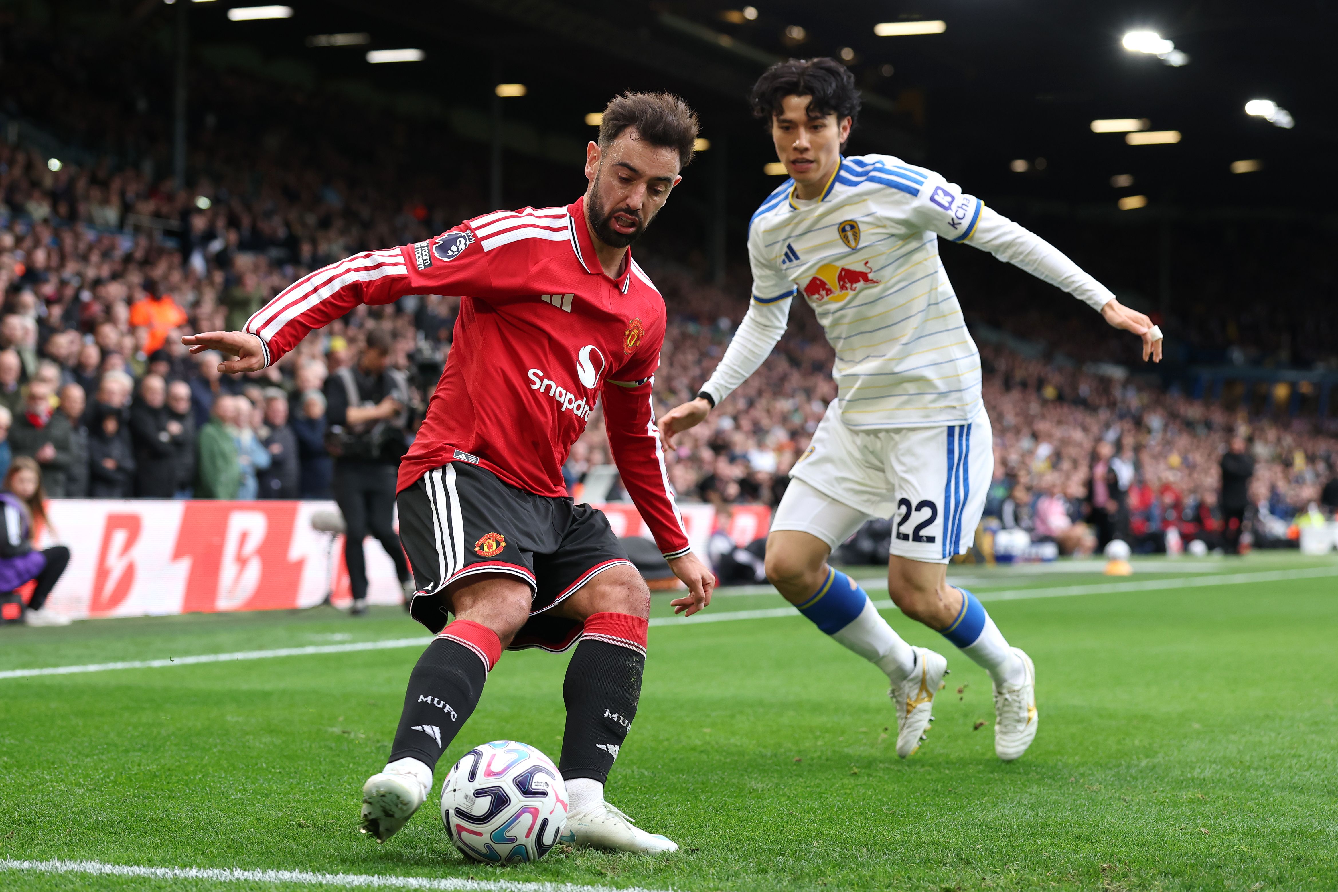 Leeds United v Manchester United - Premier League 2026/27