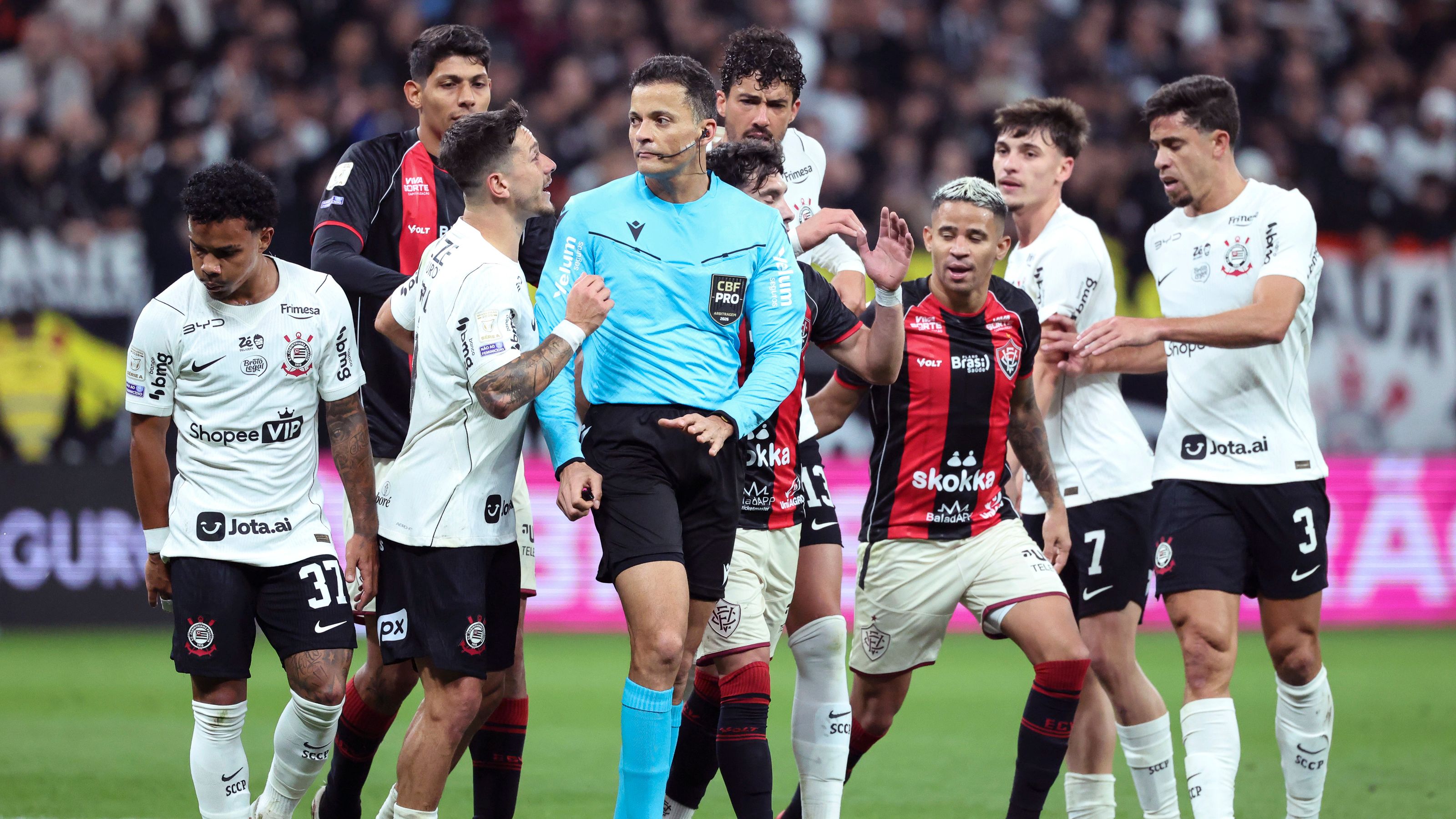 Corinthians v Vitoria - Brasileirao 2026