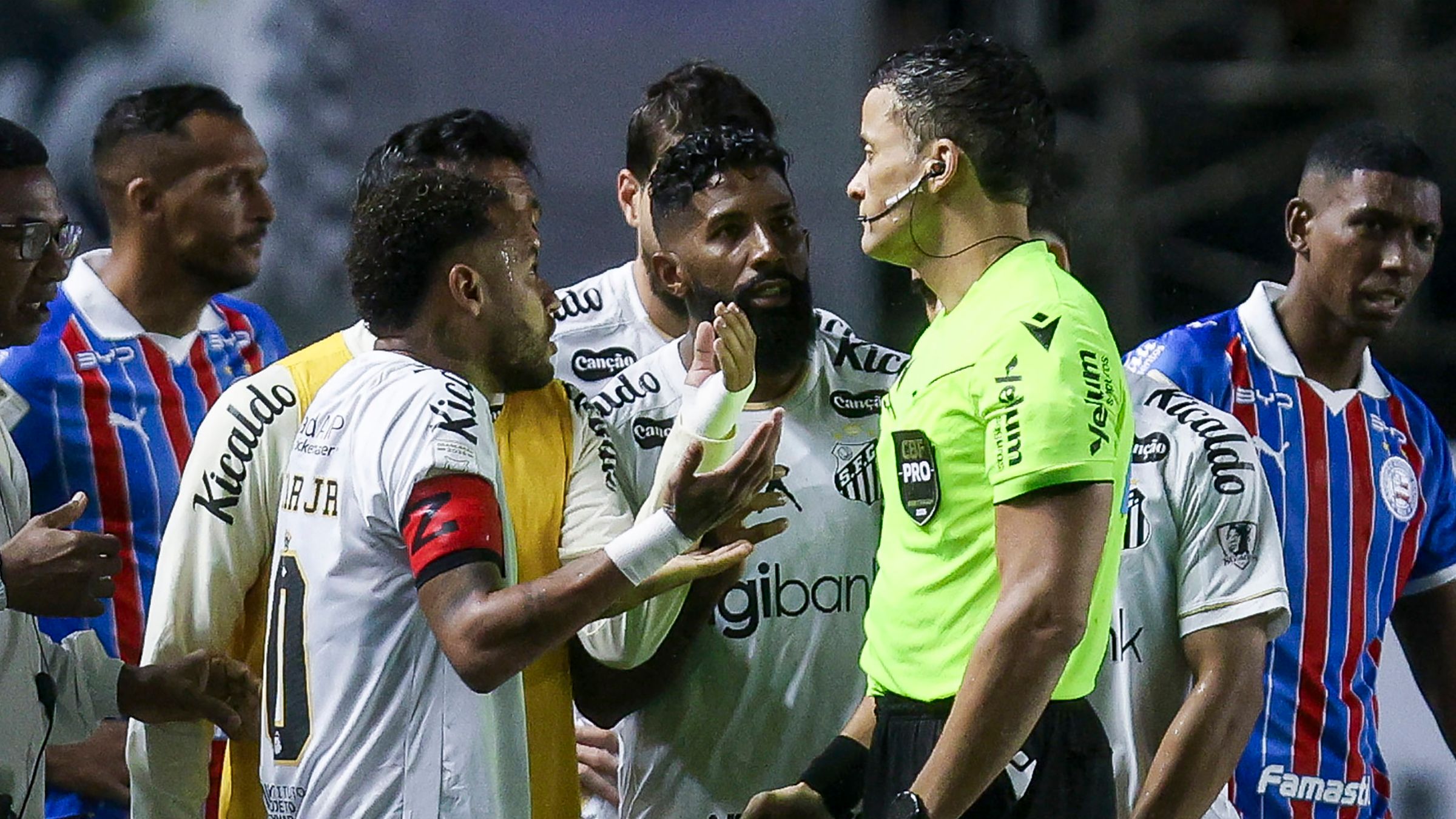Santos v Bahia - Brasileirao 2026