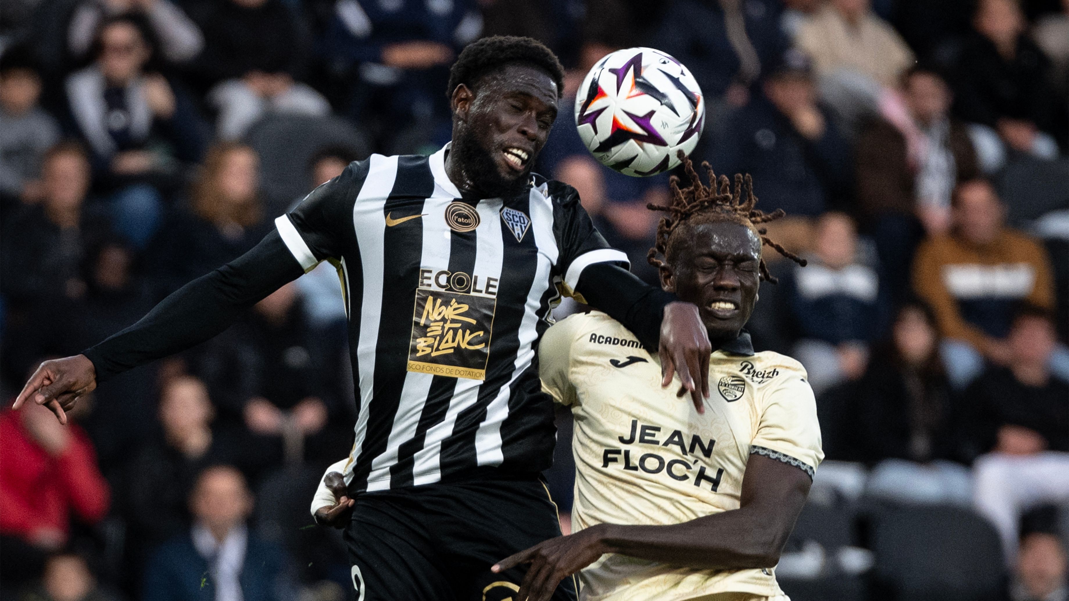 FBL-FRA-LIGUE1-ANGERS-LORIENT