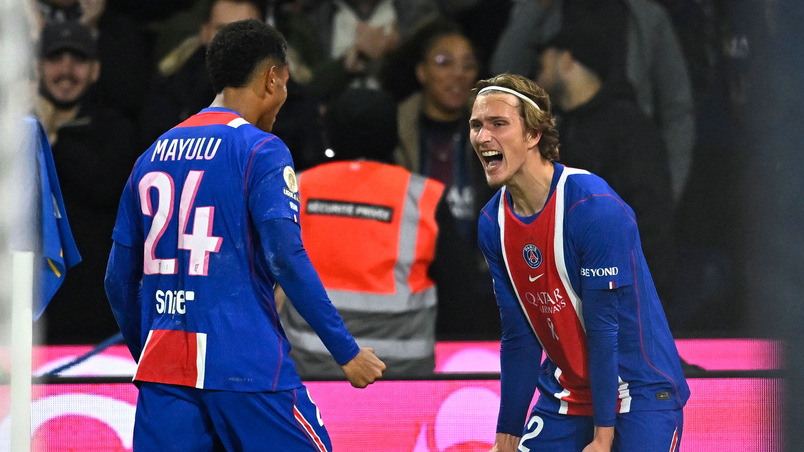FBL-FRA-LIGUE1-PSG-LYON