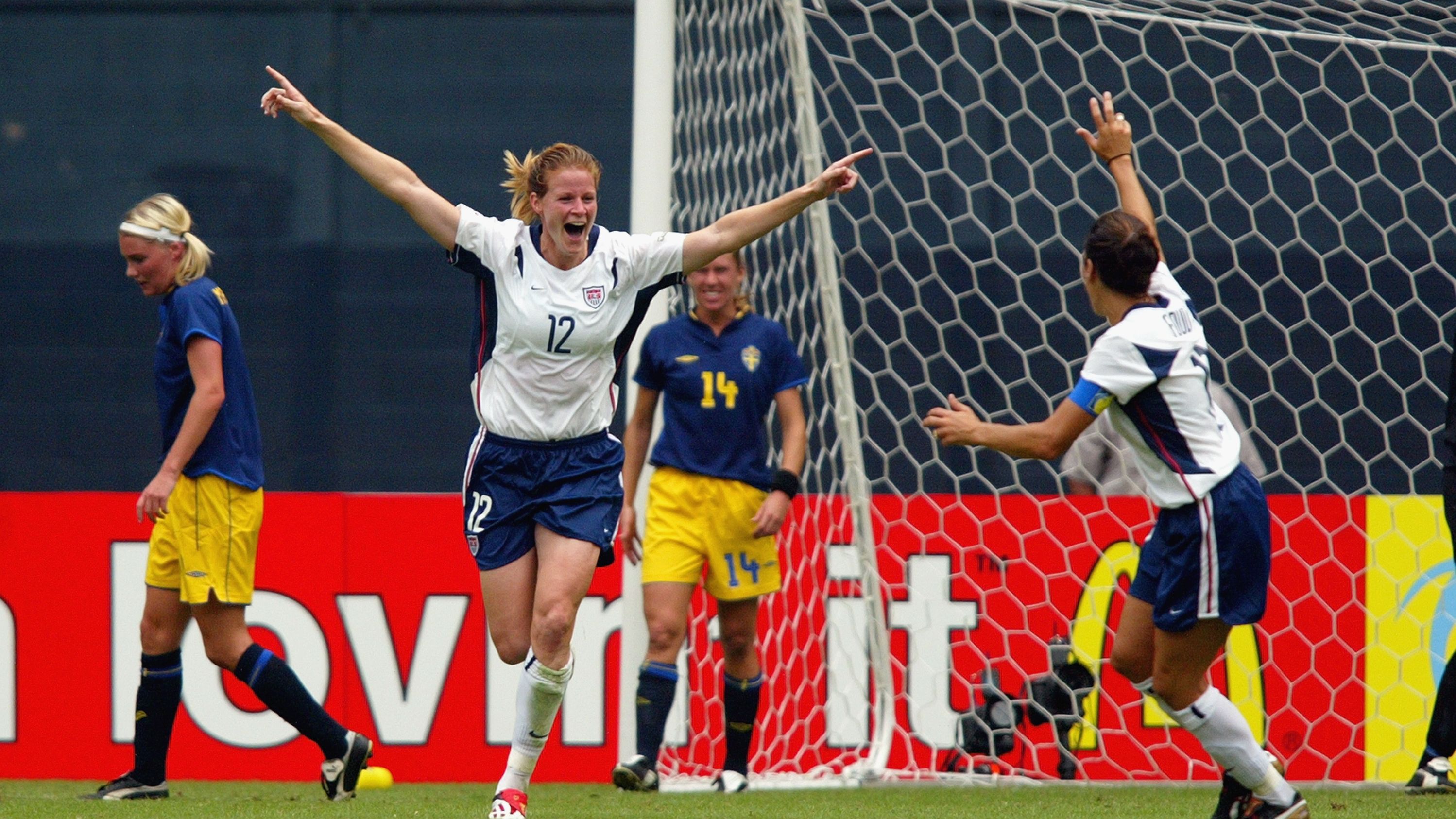 Cindy Parlow of the USA celebrates goal