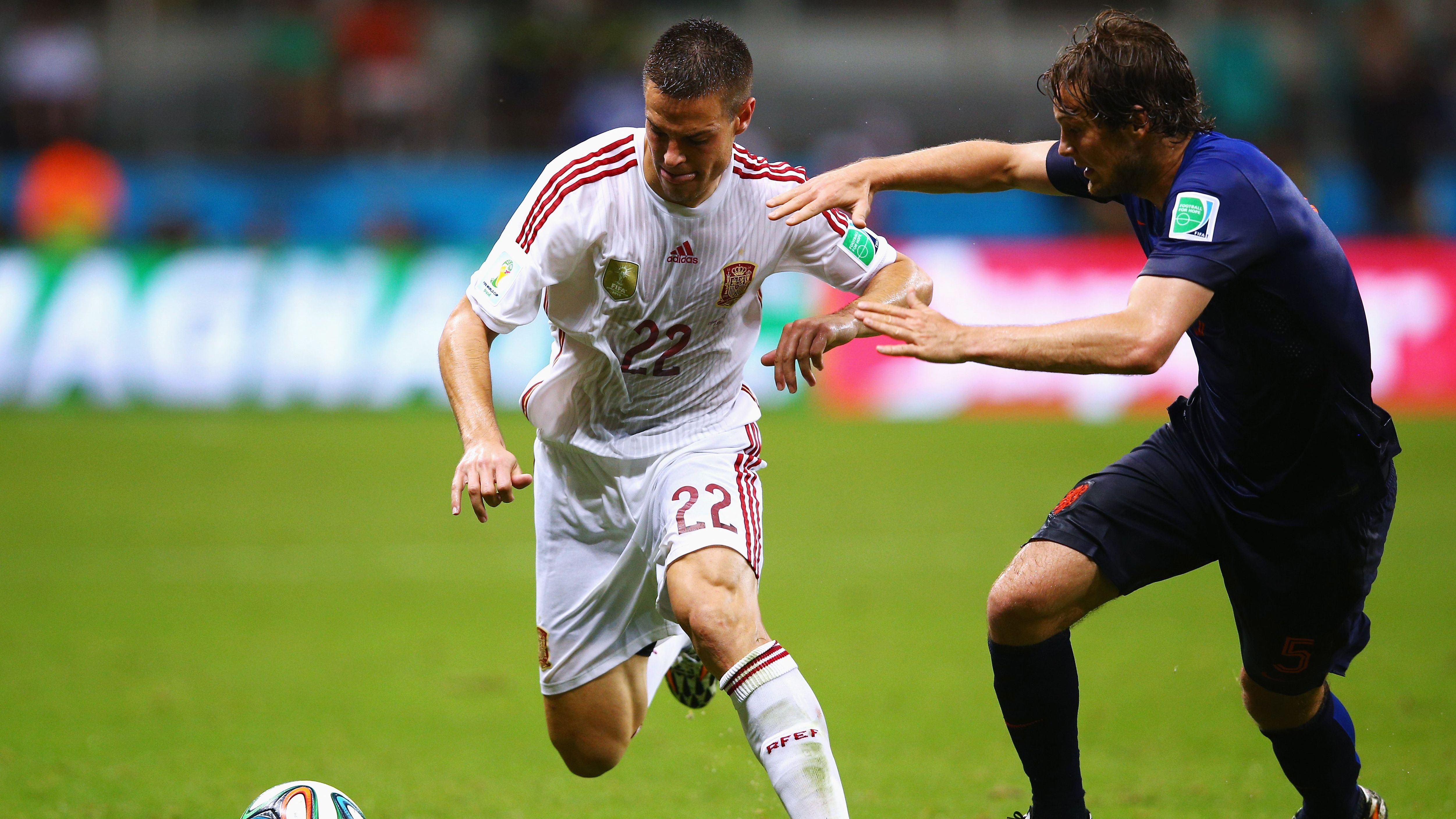 Spain v Netherlands: Group B - 2014 FIFA World Cup Brazil