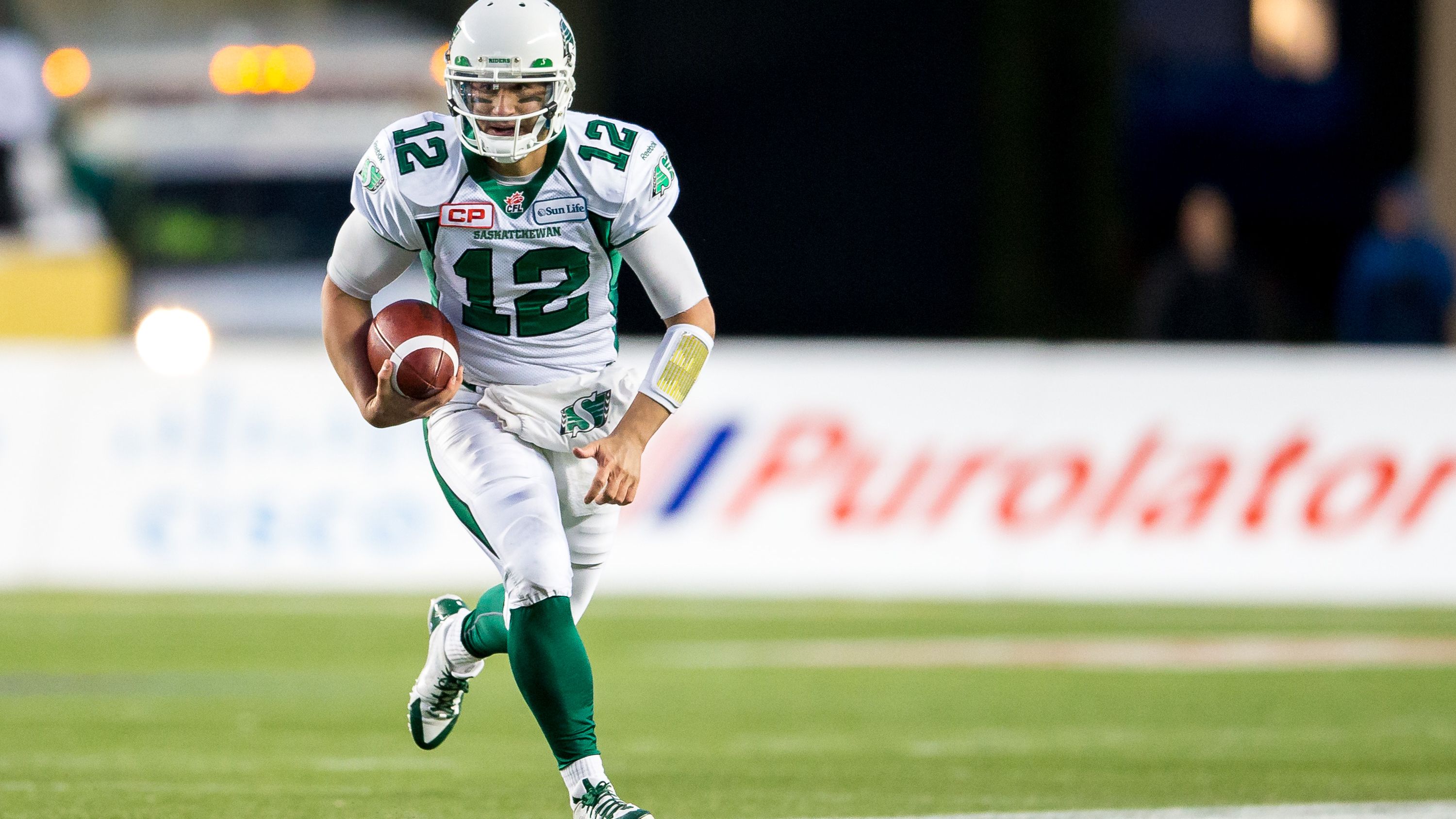 Saskatchewan Roughriders v Edmonton Eskimos