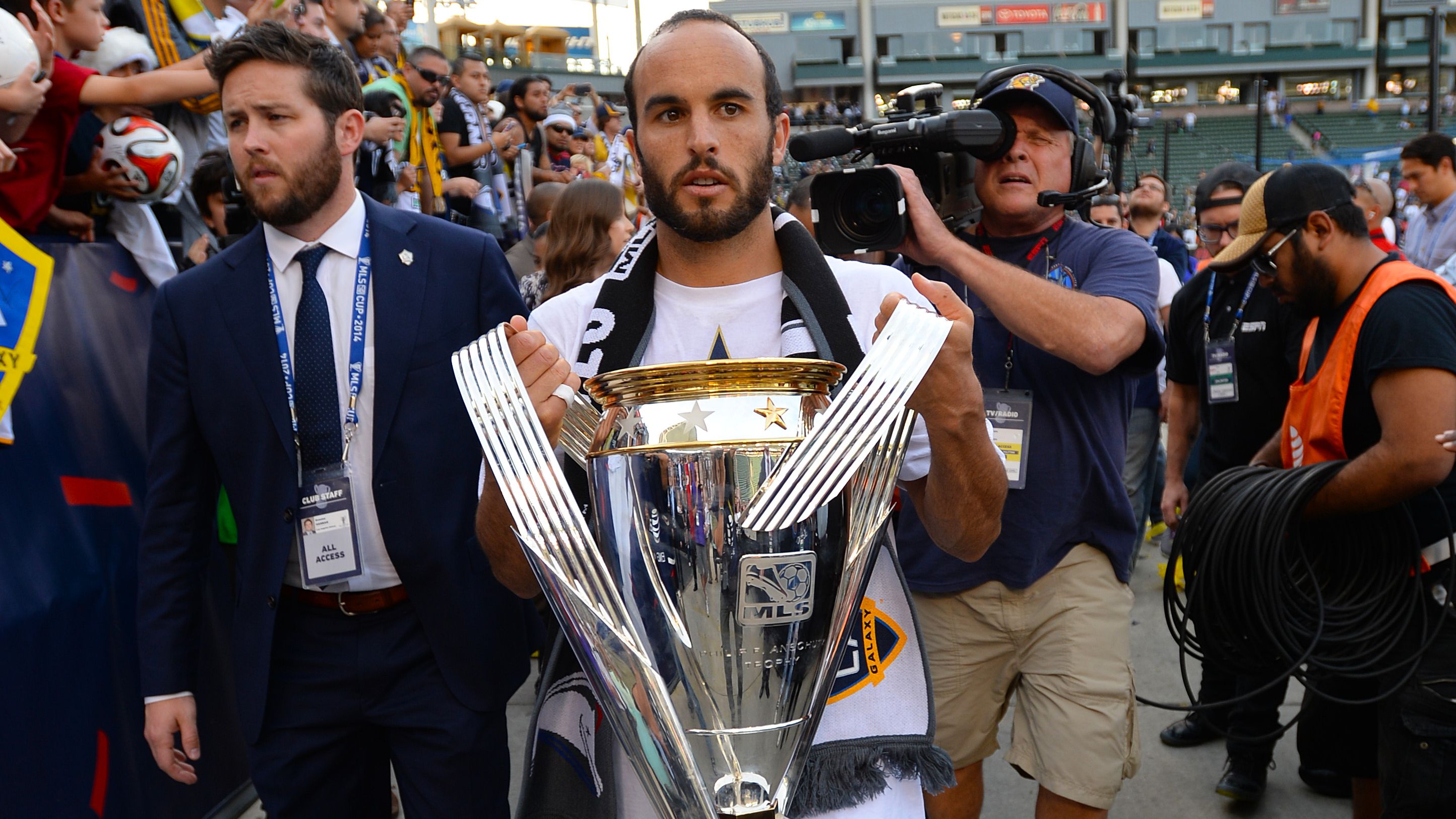 2014 MLS Cup - New England Revolution v Los Angeles Galaxy