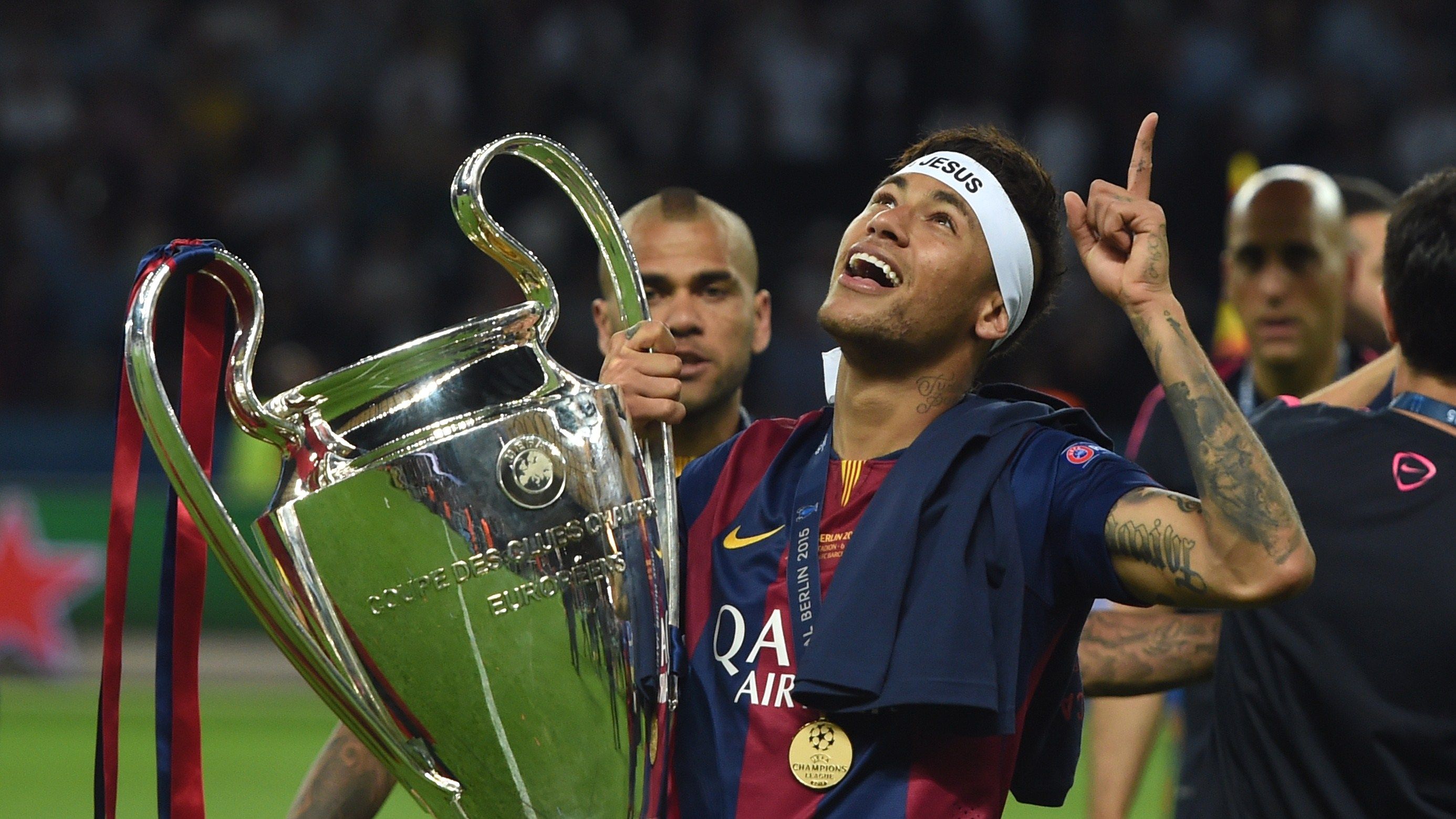 FBL-EUR-C1-JUVENTUS-BARCELONA-FINAL-TROPHY