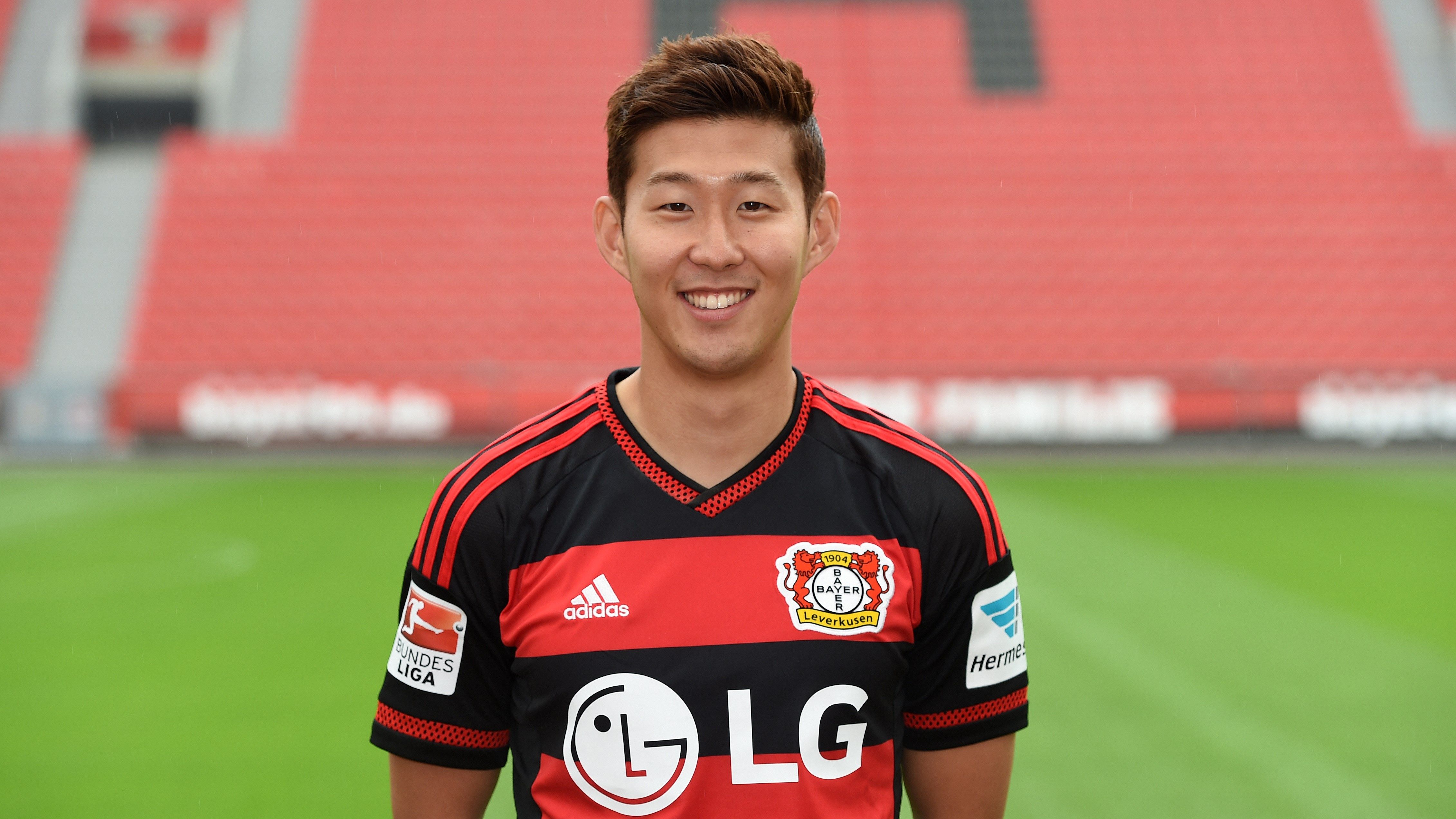 FBL-GER-BUNDESLIGA-LEVERKUSEN-TEAM-PRESENTATION